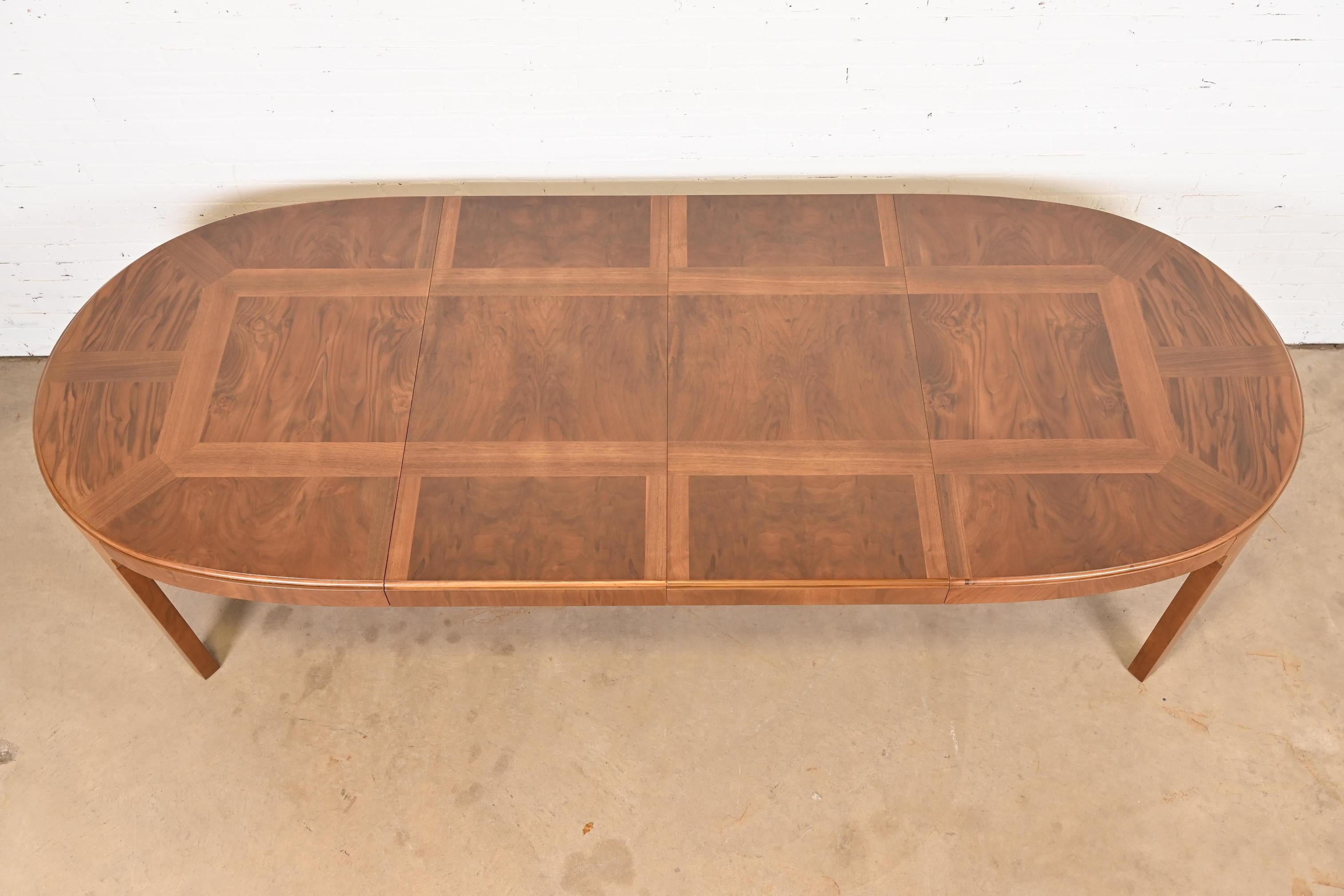 Drexel Heritage Mid-Century Modern Inlaid Burled Walnut Parquetry Dining Table 3
