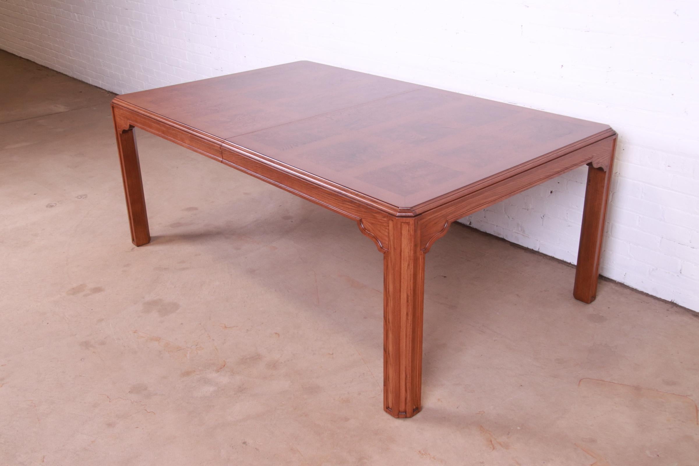 Drexel Heritage Mid-Century Modern Oak and Burl Wood Dining Table, Refinished For Sale 7