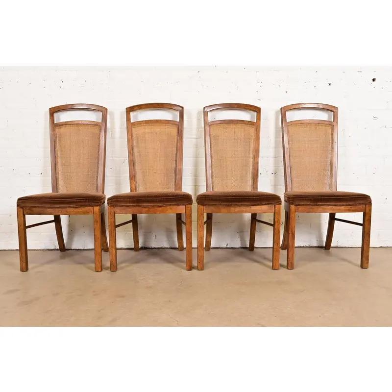 Drexel Heritage Moderne Esszimmerstühle aus Nussbaum und Rohrgeflecht, Satz mit vier Stühlen (Moderne der Mitte des Jahrhunderts) im Angebot