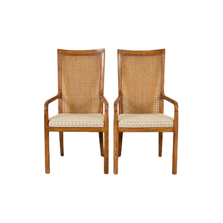 Drexel Heritage, poltrone con schienale alto in noce e canna, coppia di poltrone moderne di metà secolo