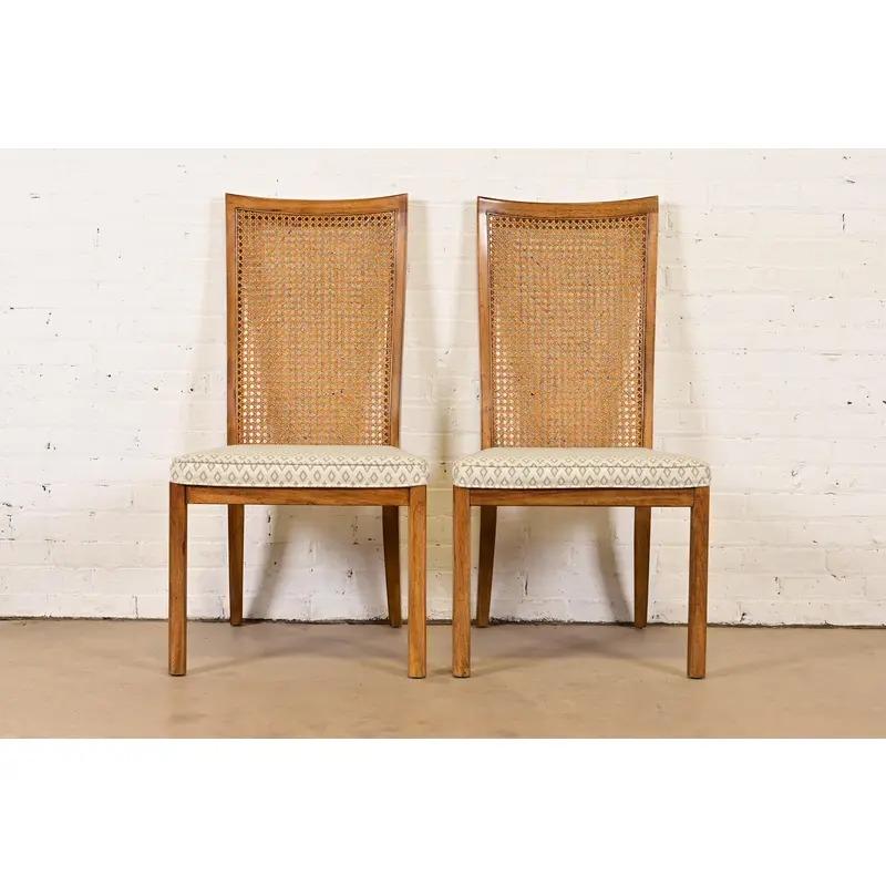 Mid-Century Modern Drexel Heritage Chaises d'appoint ou chaises de salle à manger en noyer, modernes du milieu du siècle, paire en vente