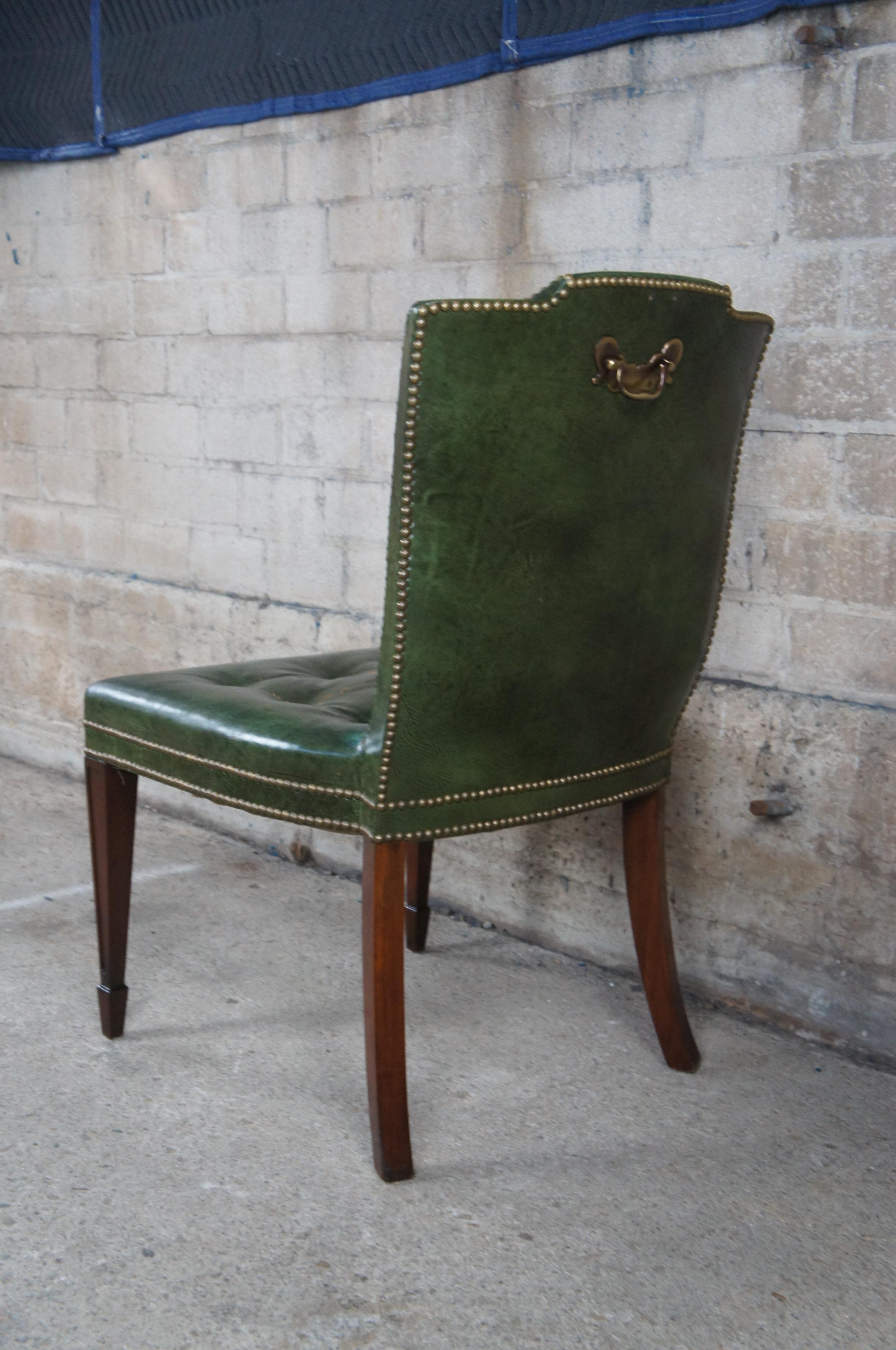 Drexel Heritage Midcentury Sheraton Mahogany Green Leather Tufted Side Chair In Good Condition For Sale In Dayton, OH