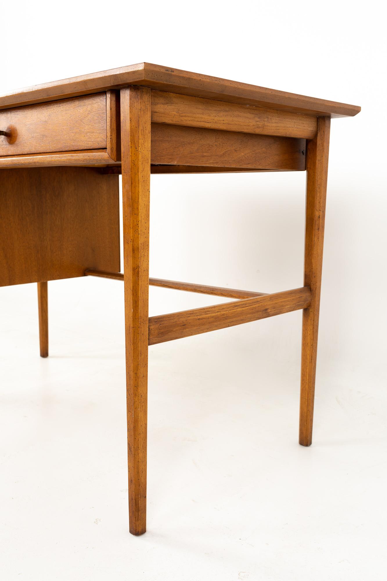 drexel heritage desk