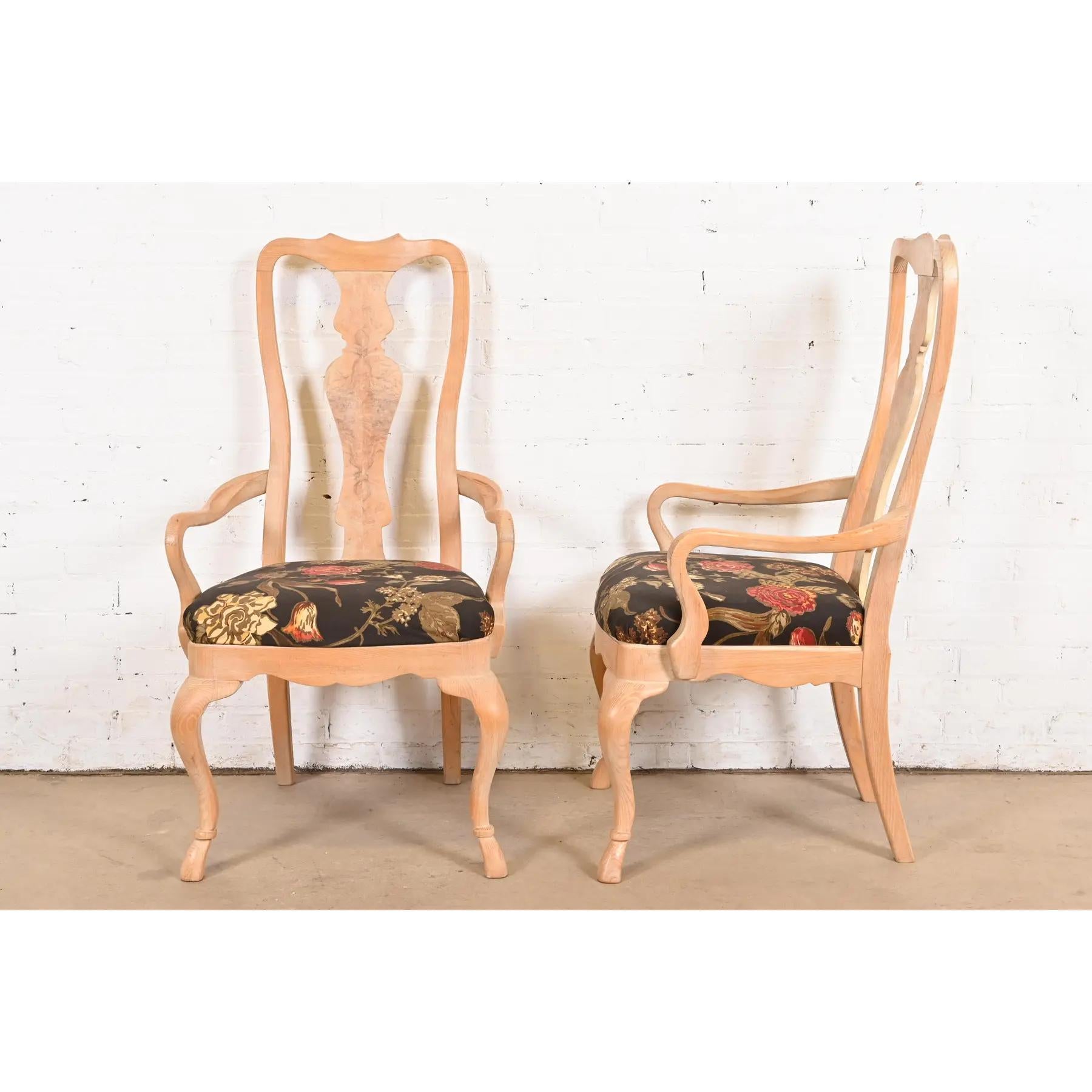 Drexel Heritage Queen Anne Carved Oak and Burl Wood Dining Chairs, Set of Ten For Sale 6
