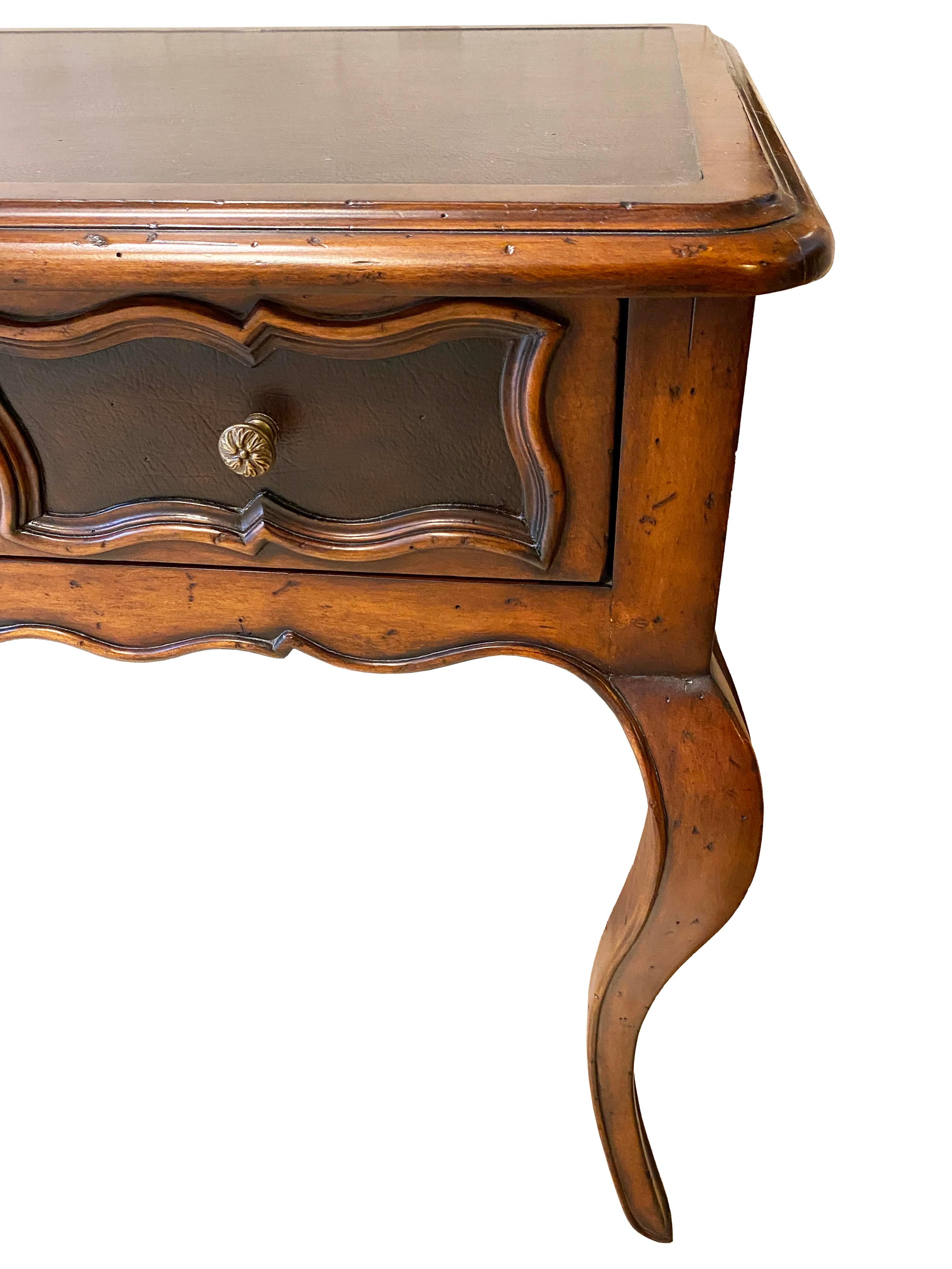 Drexel Heritage Table with Leather Inlay For Sale 2