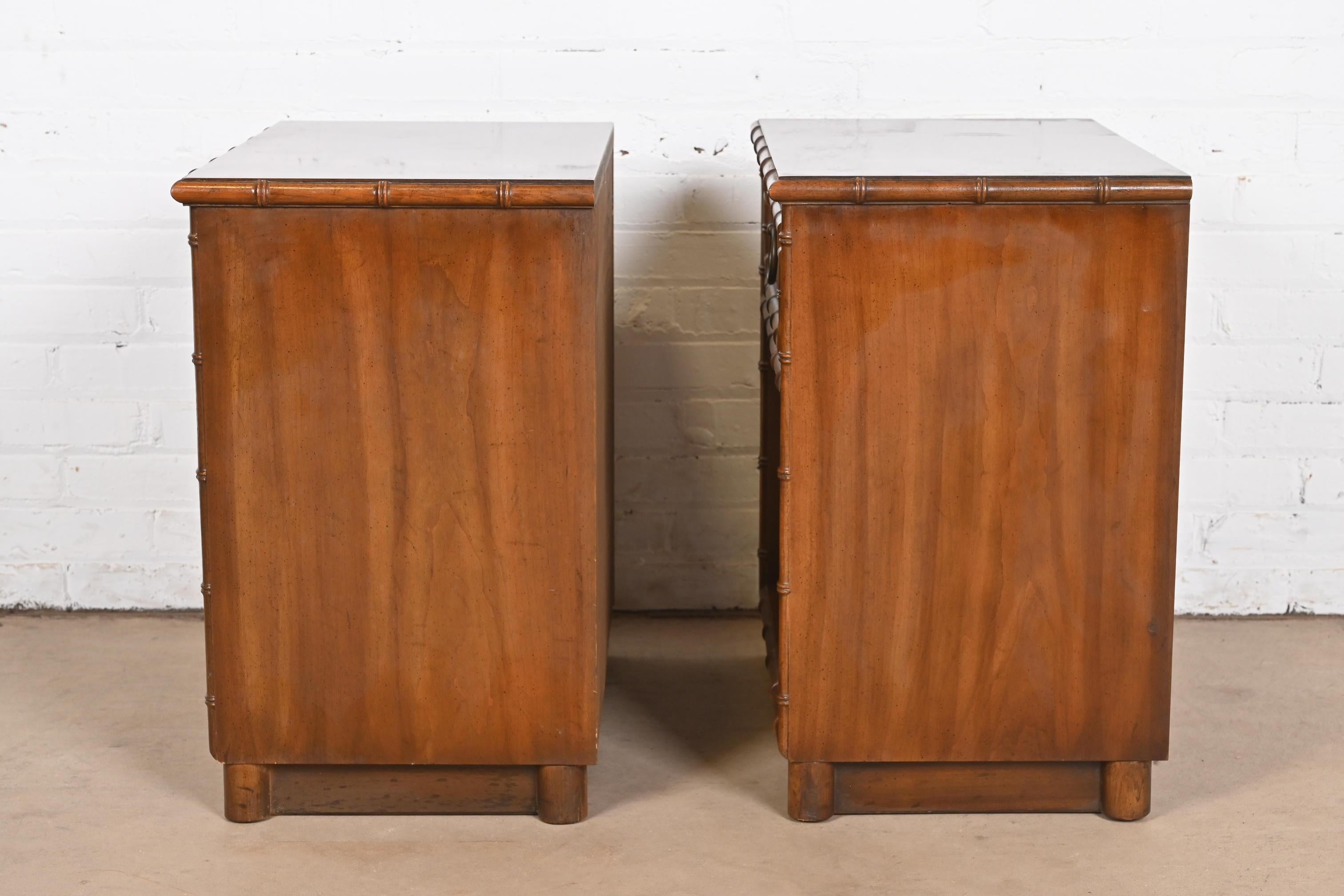 Drexel Hollywood Regency Chinoiserie Walnut Faux Bamboo Nightstands, Pair For Sale 6