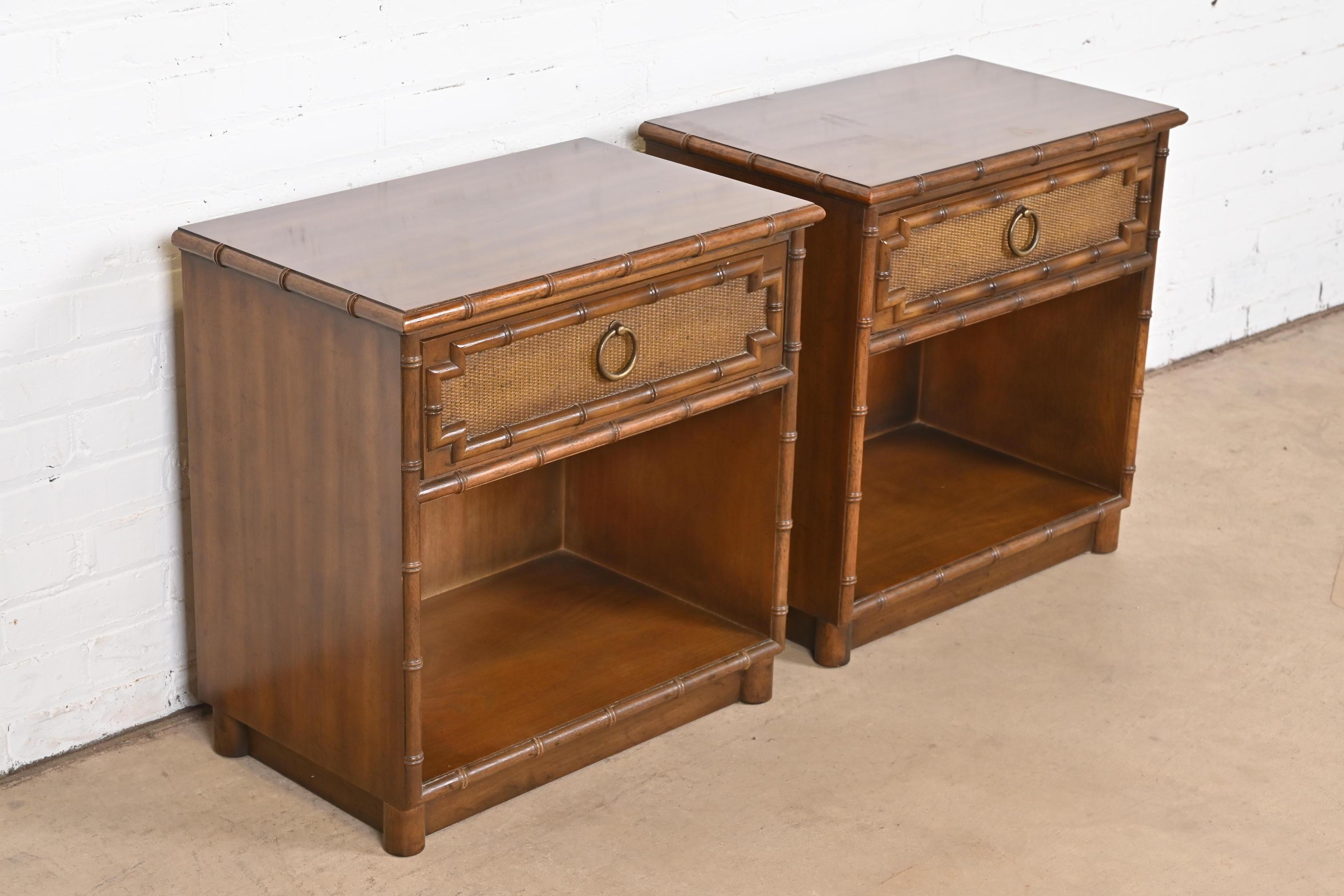 20th Century Drexel Hollywood Regency Chinoiserie Walnut Faux Bamboo Nightstands, Pair For Sale