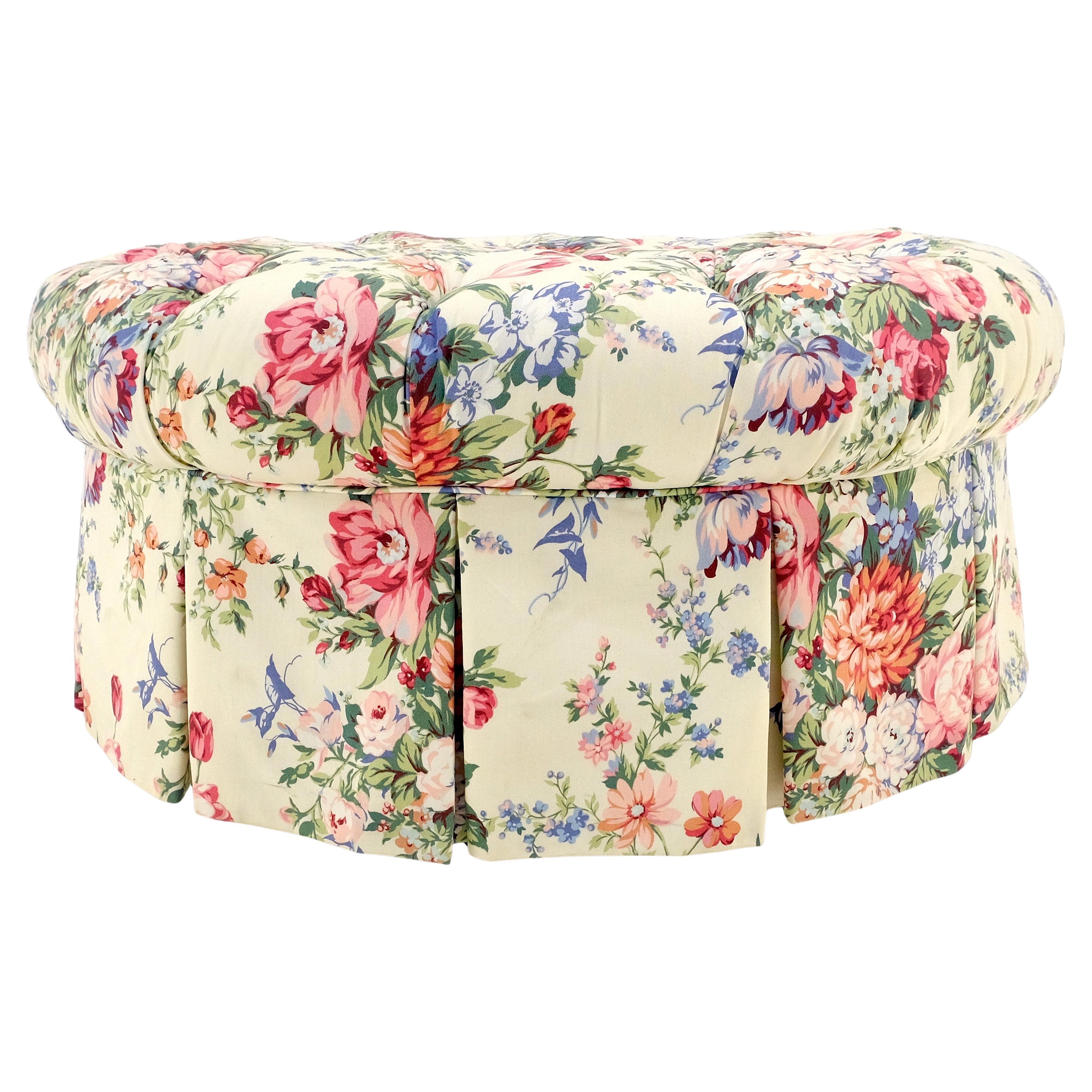 Drexel Large Tufted Floral Upholstery 35” Diameter Ottoman Foot Stool Bench MINT For Sale