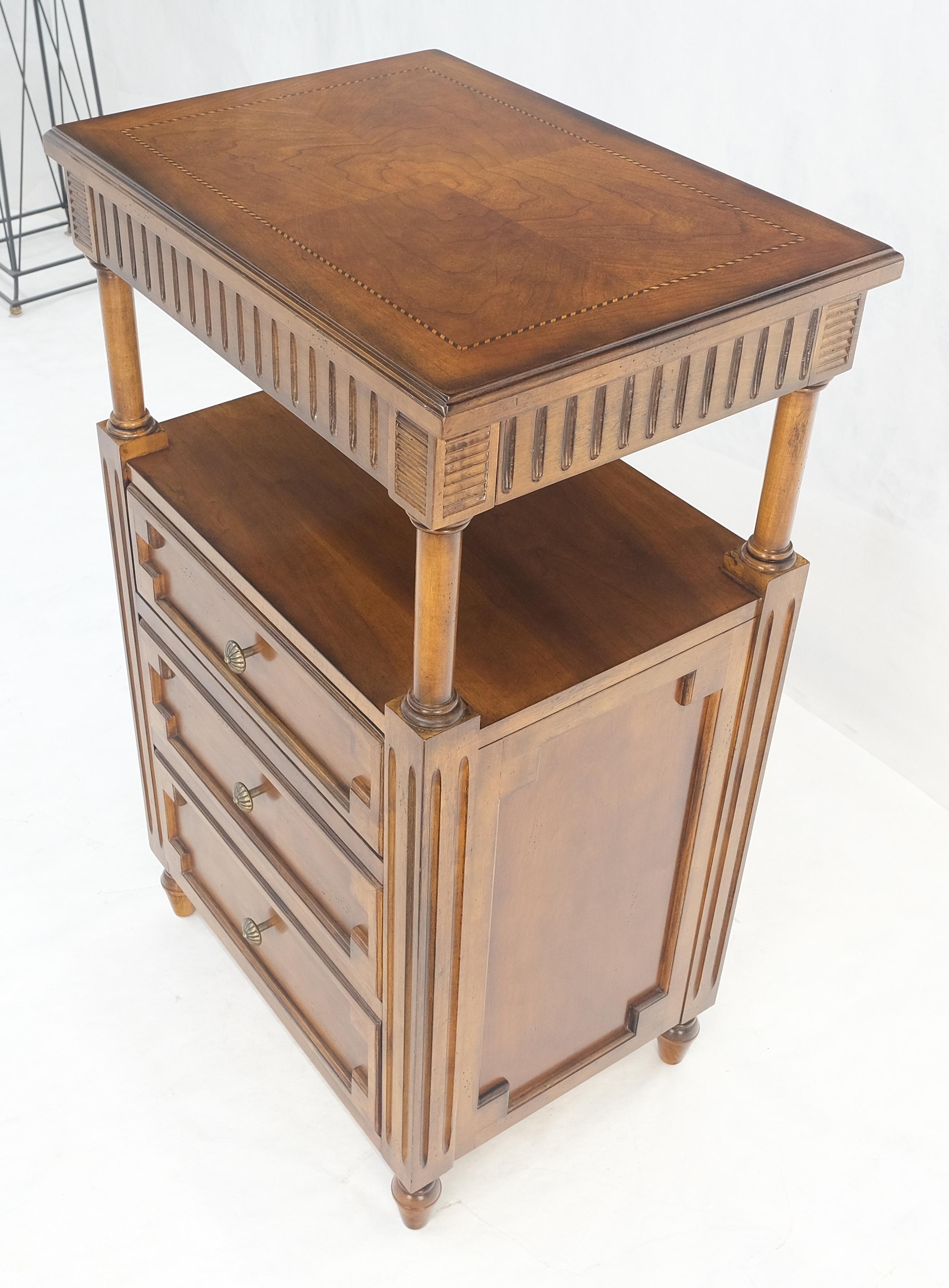 Drexel Light American Walnut Inlayed Top Console Entry Stand Side Table Dresser For Sale 4
