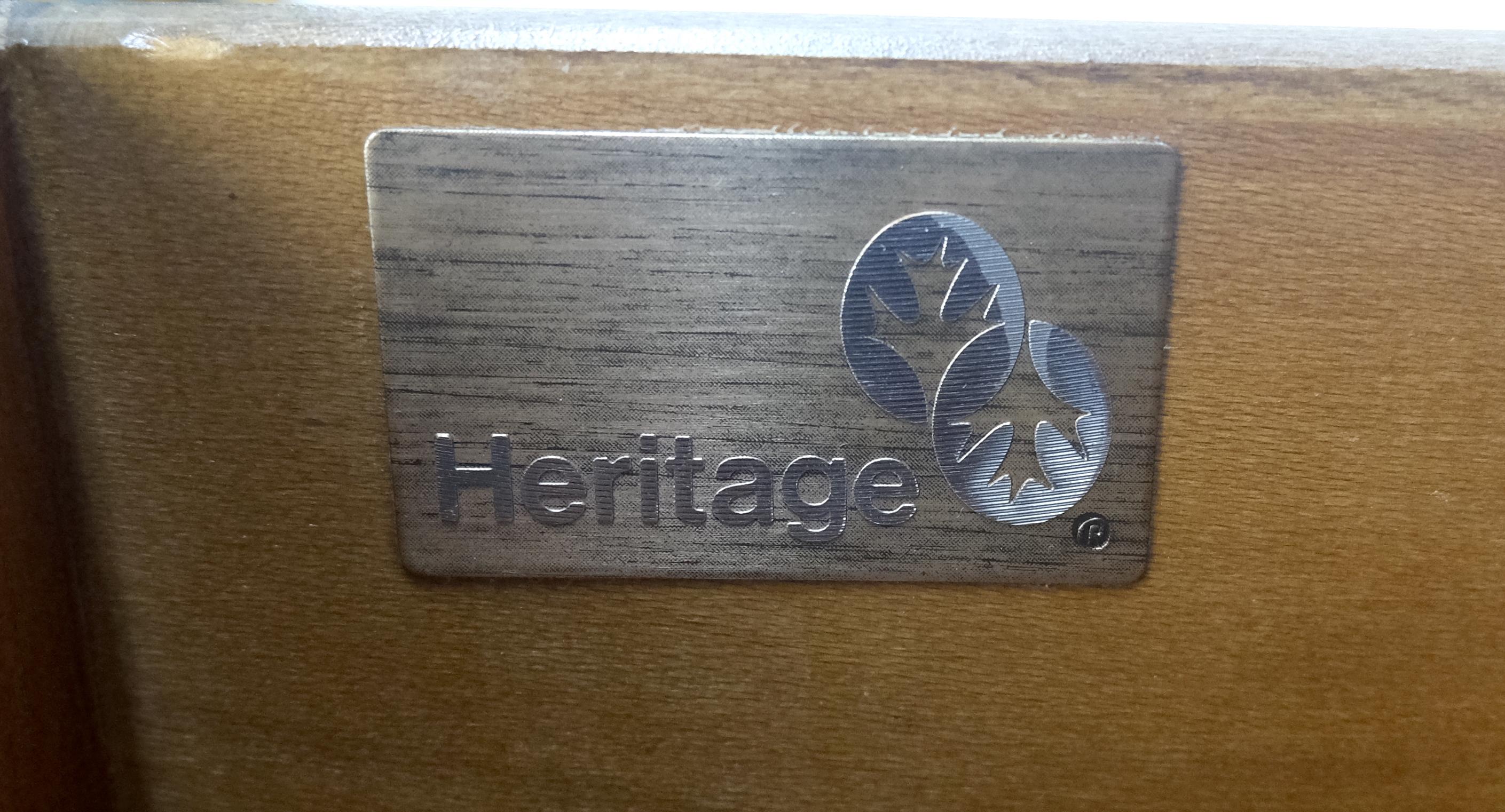 Drexel Mogano 8 Cassetti 6' Tall Brass Pull High Boy Dresser MINT in vendita 7