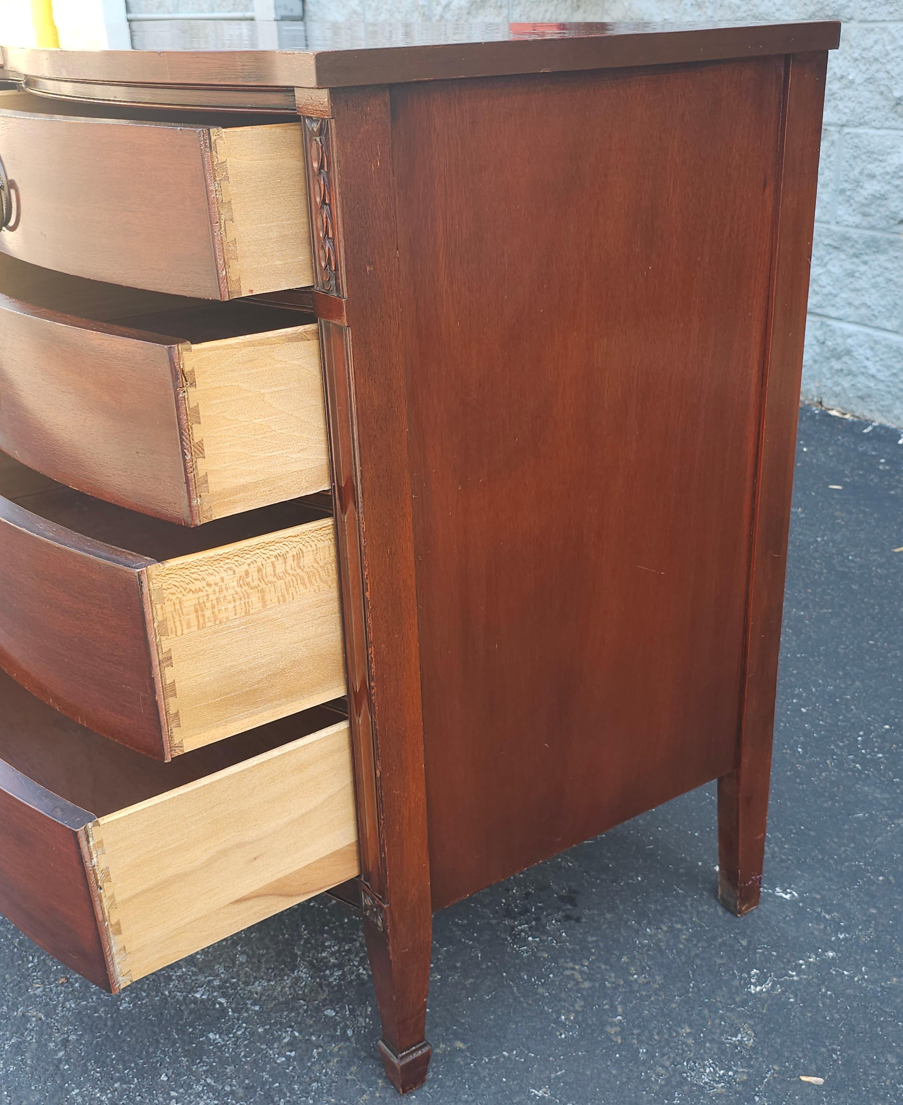 Drexel Mid Century Federal Style Serpentine Mahogany Double Dresser w Glass Top In Good Condition For Sale In Germantown, MD