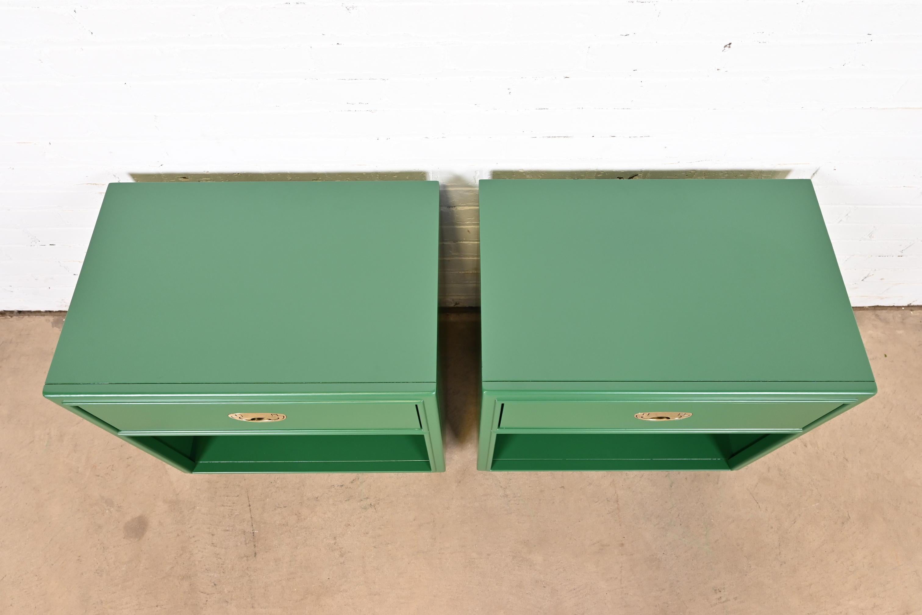 Drexel Mid-Century Hollywood Regency Campaign Green Lacquered Nightstands In Good Condition For Sale In South Bend, IN