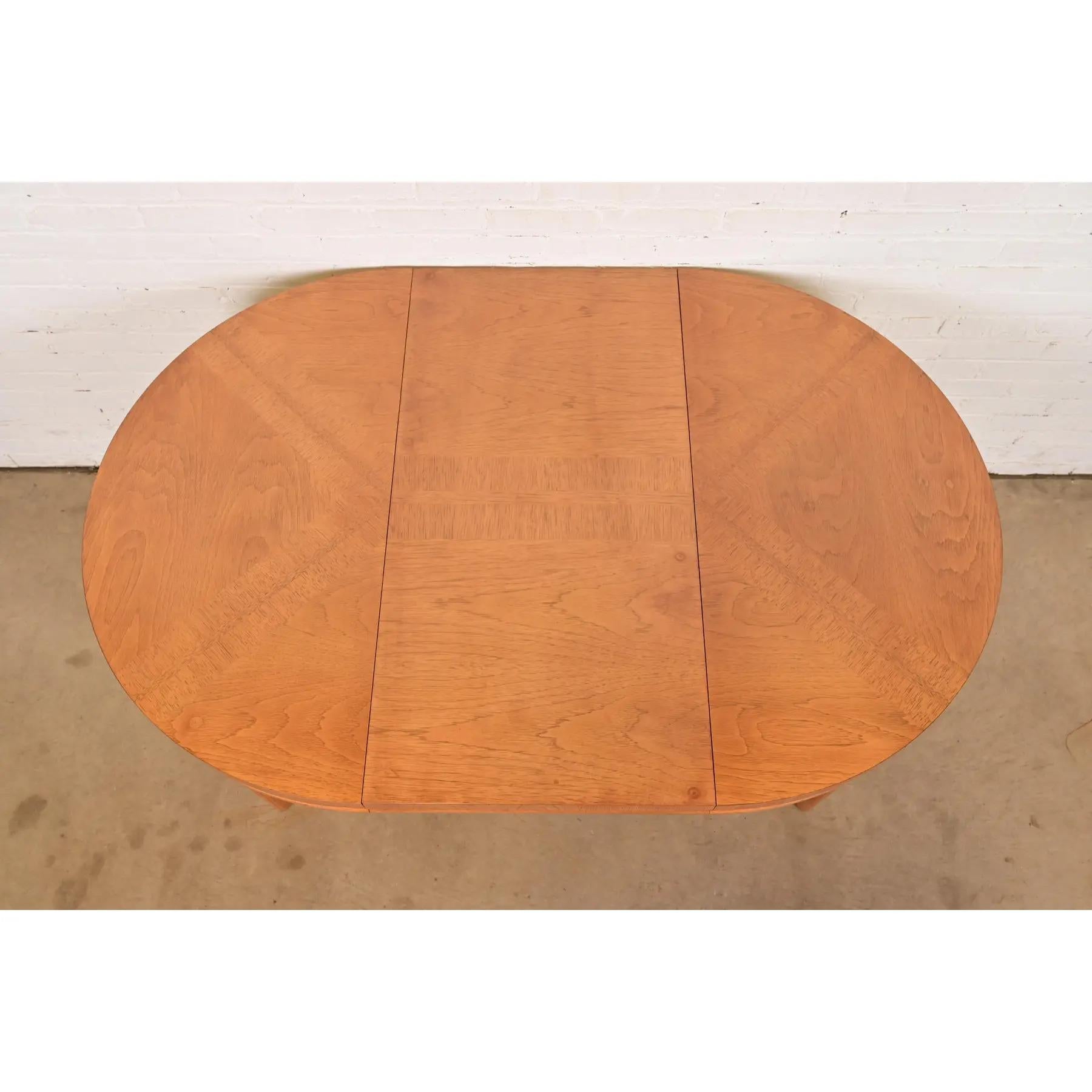 Brass Drexel Mid-Century Hollywood Regency Campaign Pecan Wood Table, Newly Refinished For Sale