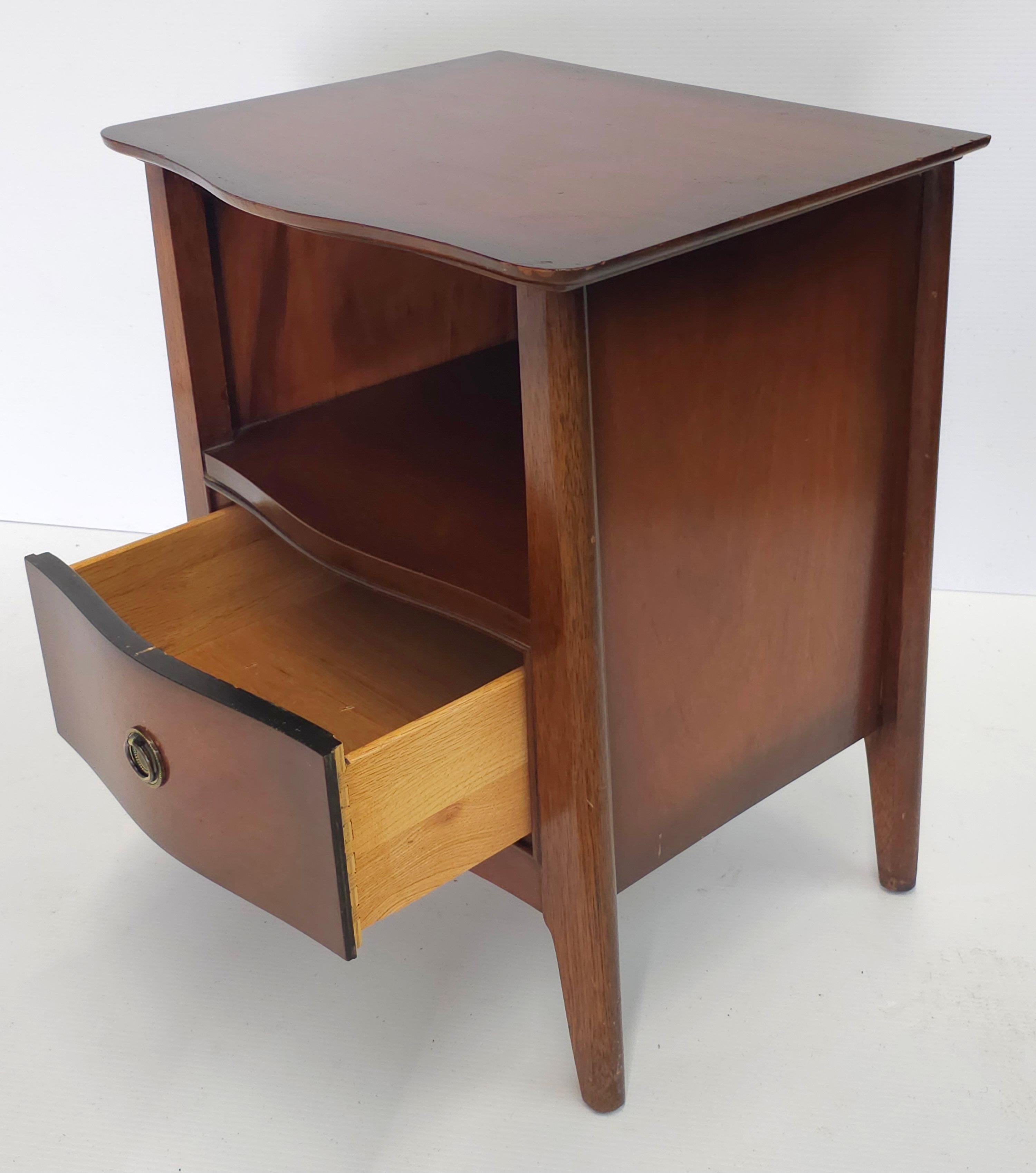 Drexel Mid-Century Mahogany Bedside Table For Sale 1