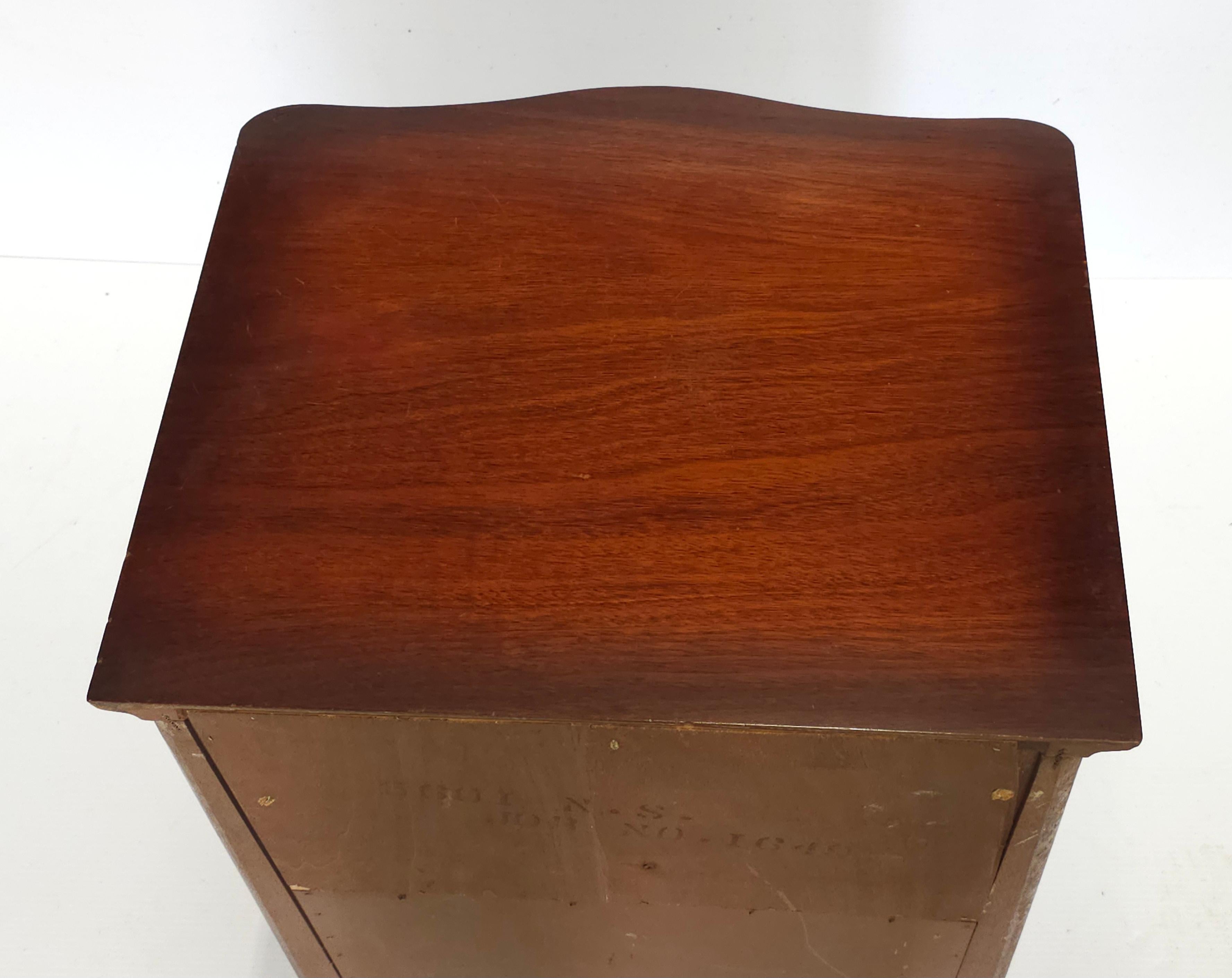Drexel Mid-Century Mahogany Bedside Table For Sale 2