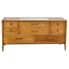 Drexel commode basse moderne du milieu du siècle dernier avec dessus en travertin