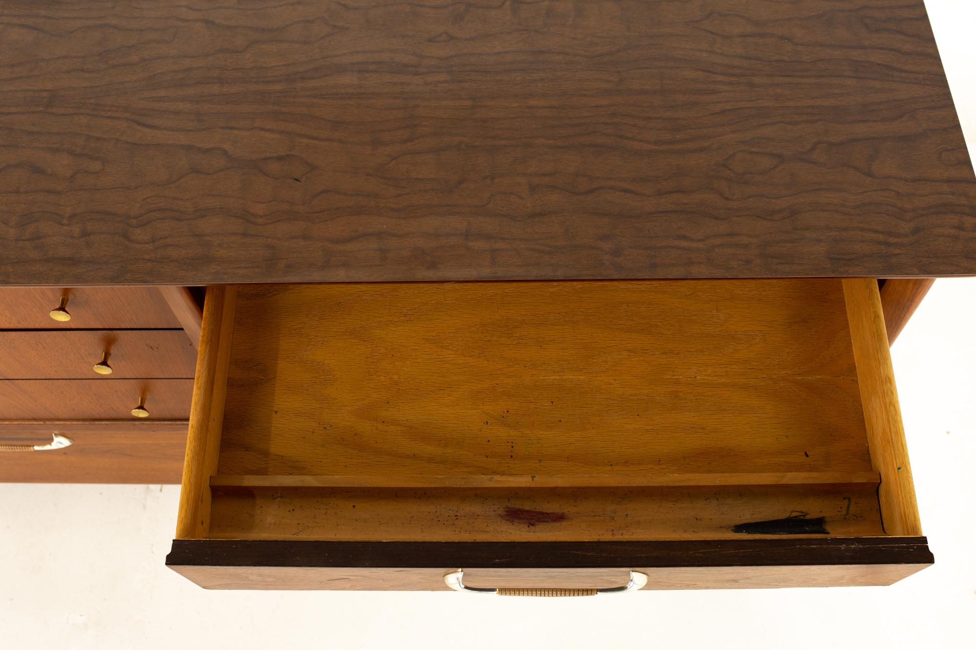 Drexel Mid Century Walnut and Formica 4 Drawer Desk 3