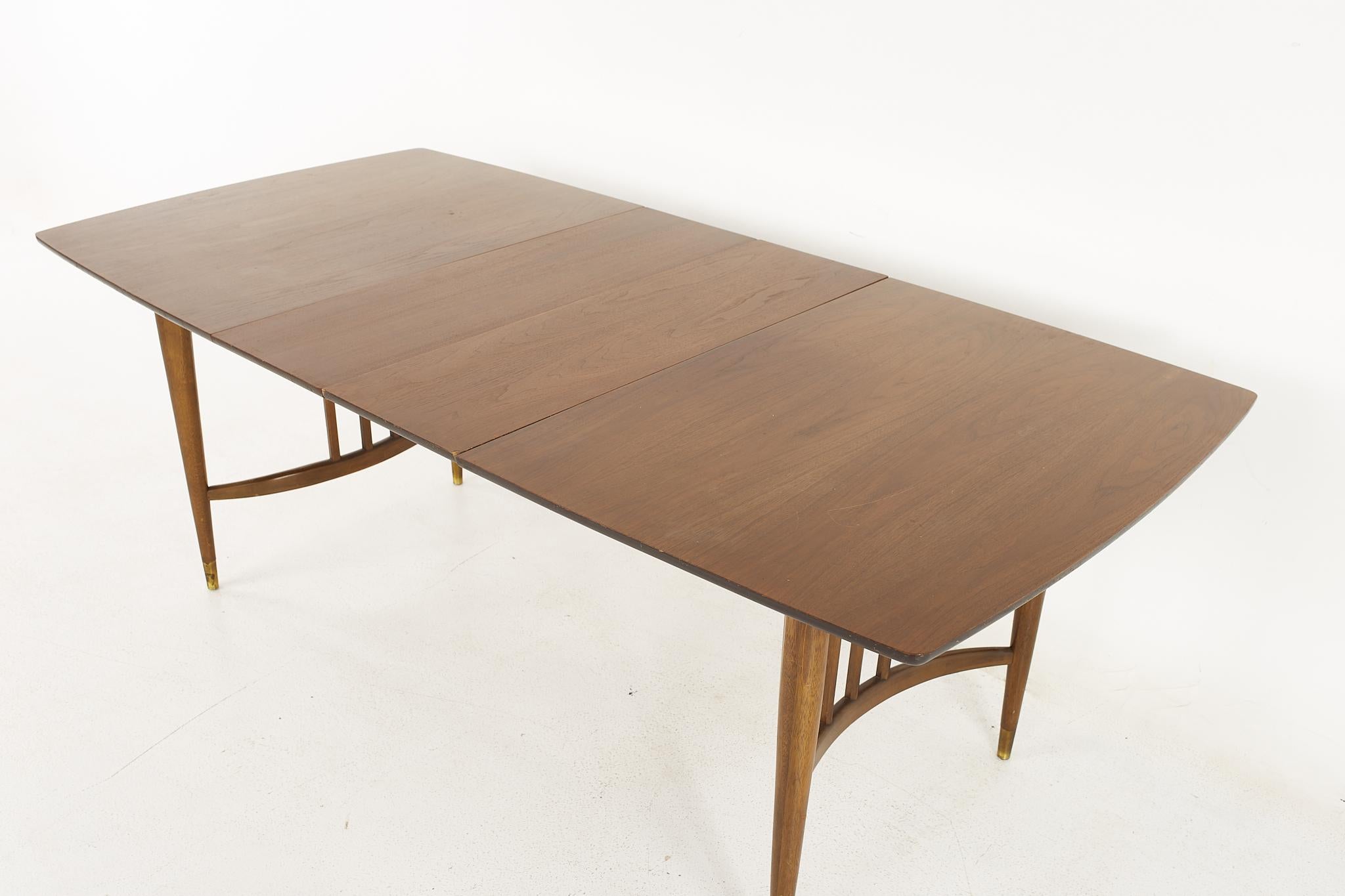 Drexel Mid Century Walnut Expanding Dining Table with 2 Leaves 8