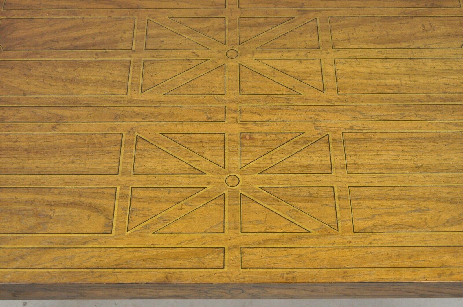 Table de salle à manger carrée géométrique peinte de style Parsons Drexel Oxford en vente 1