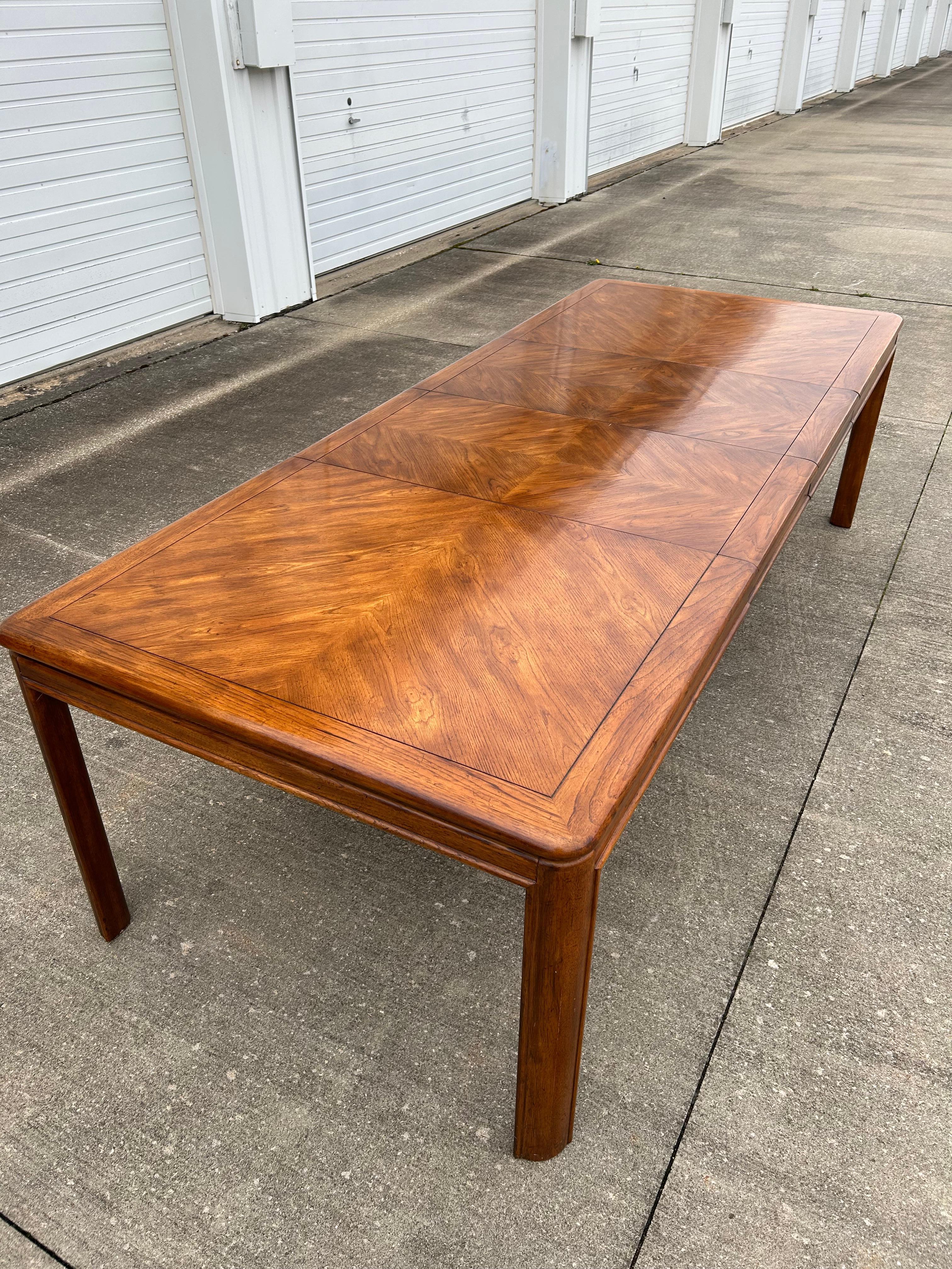 Drexel Passage Dining Table w/ Two Leaves For Sale 5