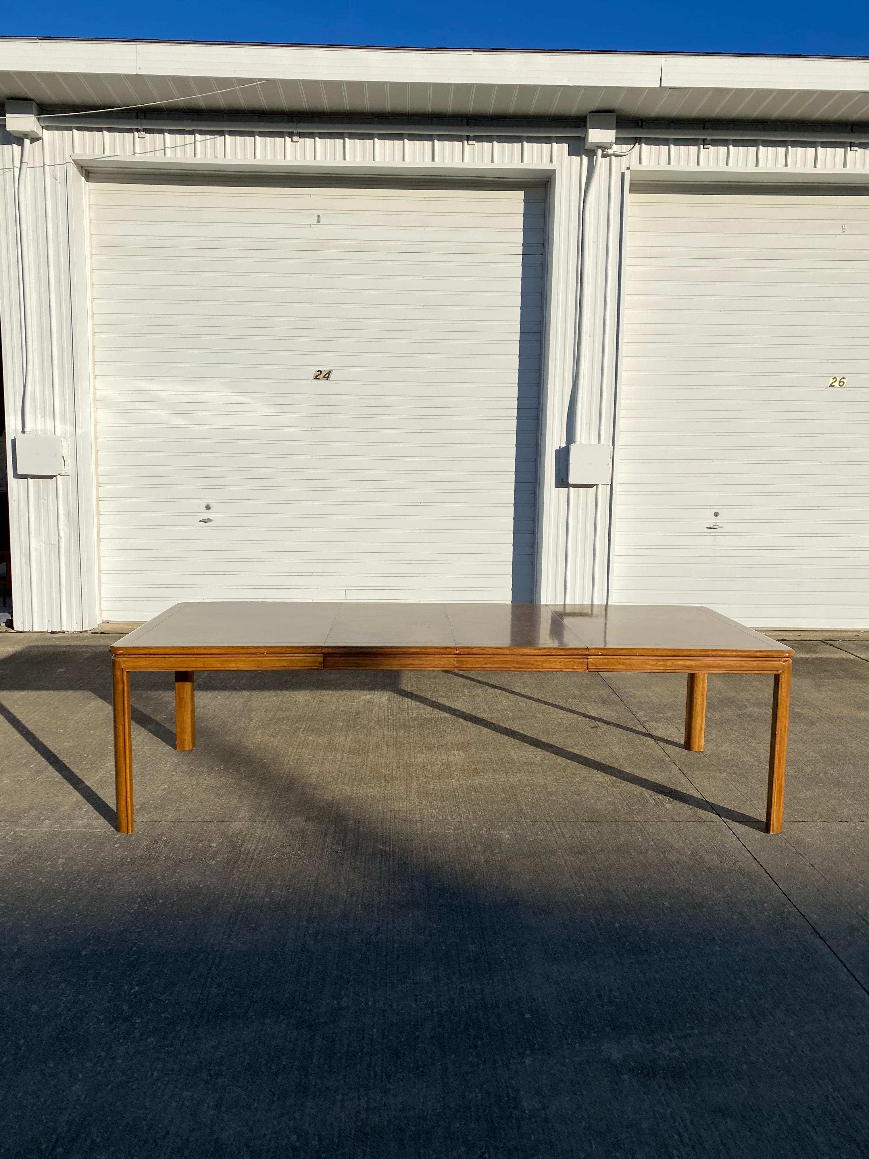 Drexel Passage Postmodern Dining Table w/ 2 Leaves 3