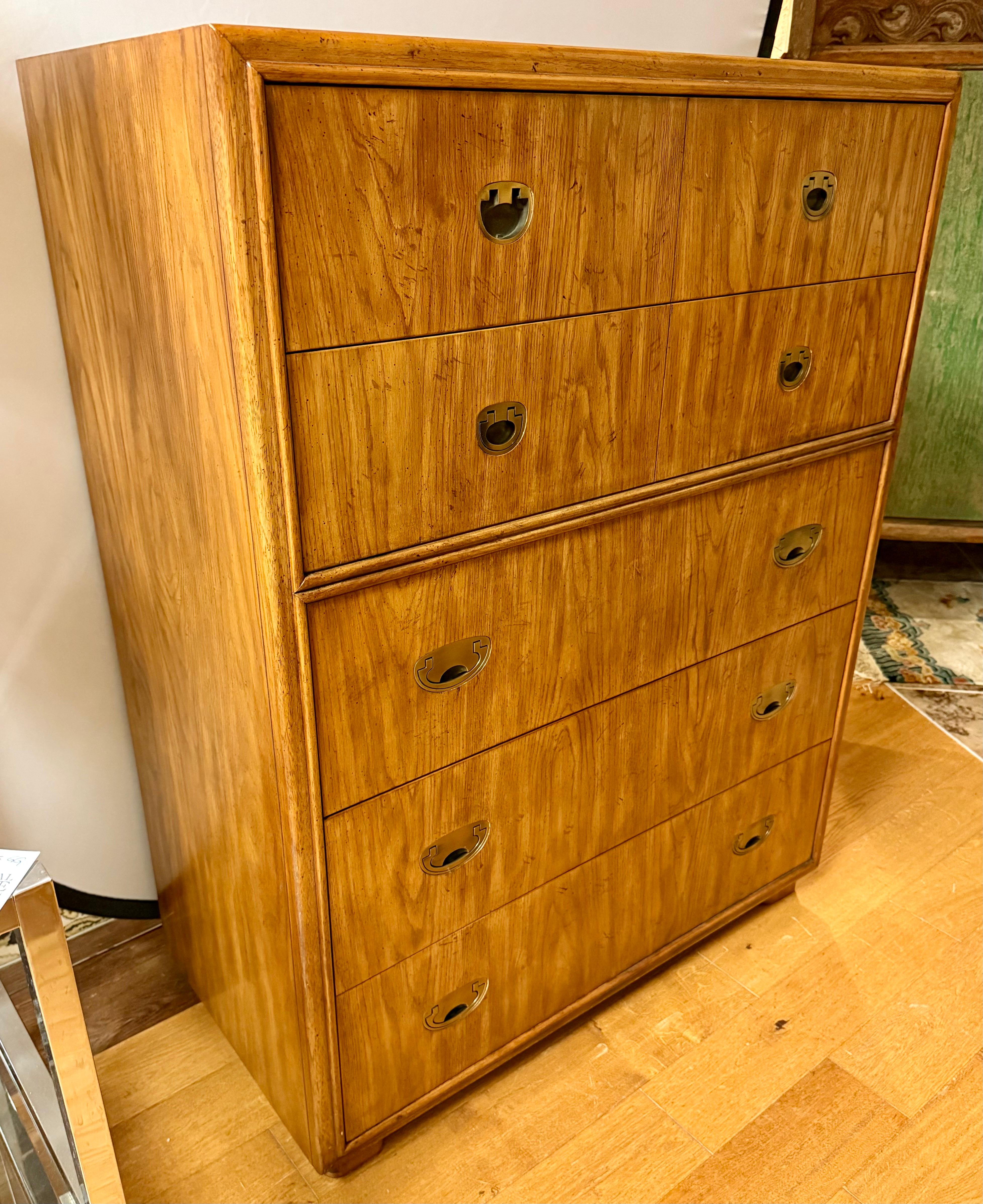 Drexel Signed Mid Century Modern Campaign Style Five Drawer Tall Dresser Highboy In Good Condition In West Hartford, CT