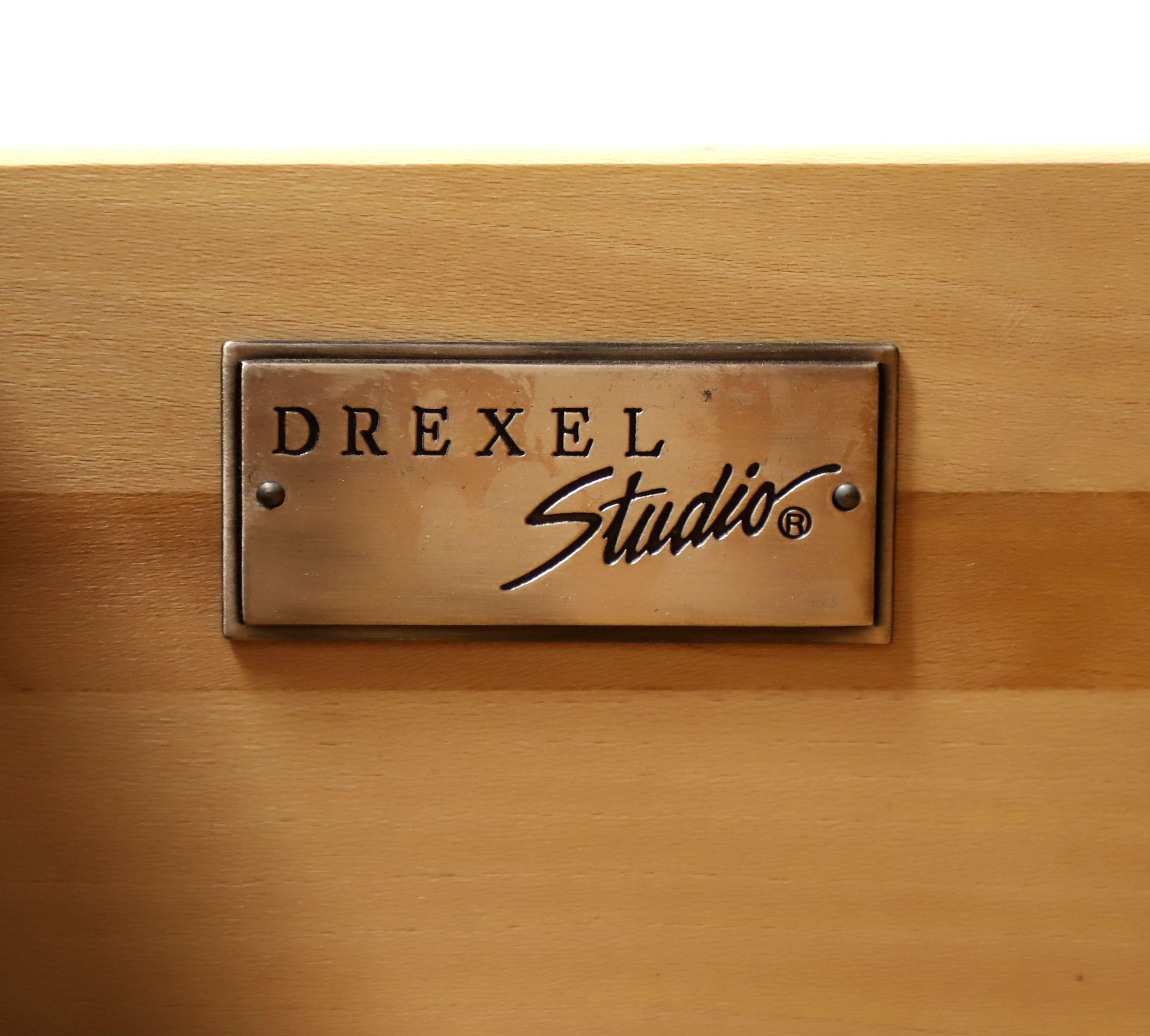 DREXEL Studio Marseille Mahogany French Style Armoire / Linen Press For Sale 5