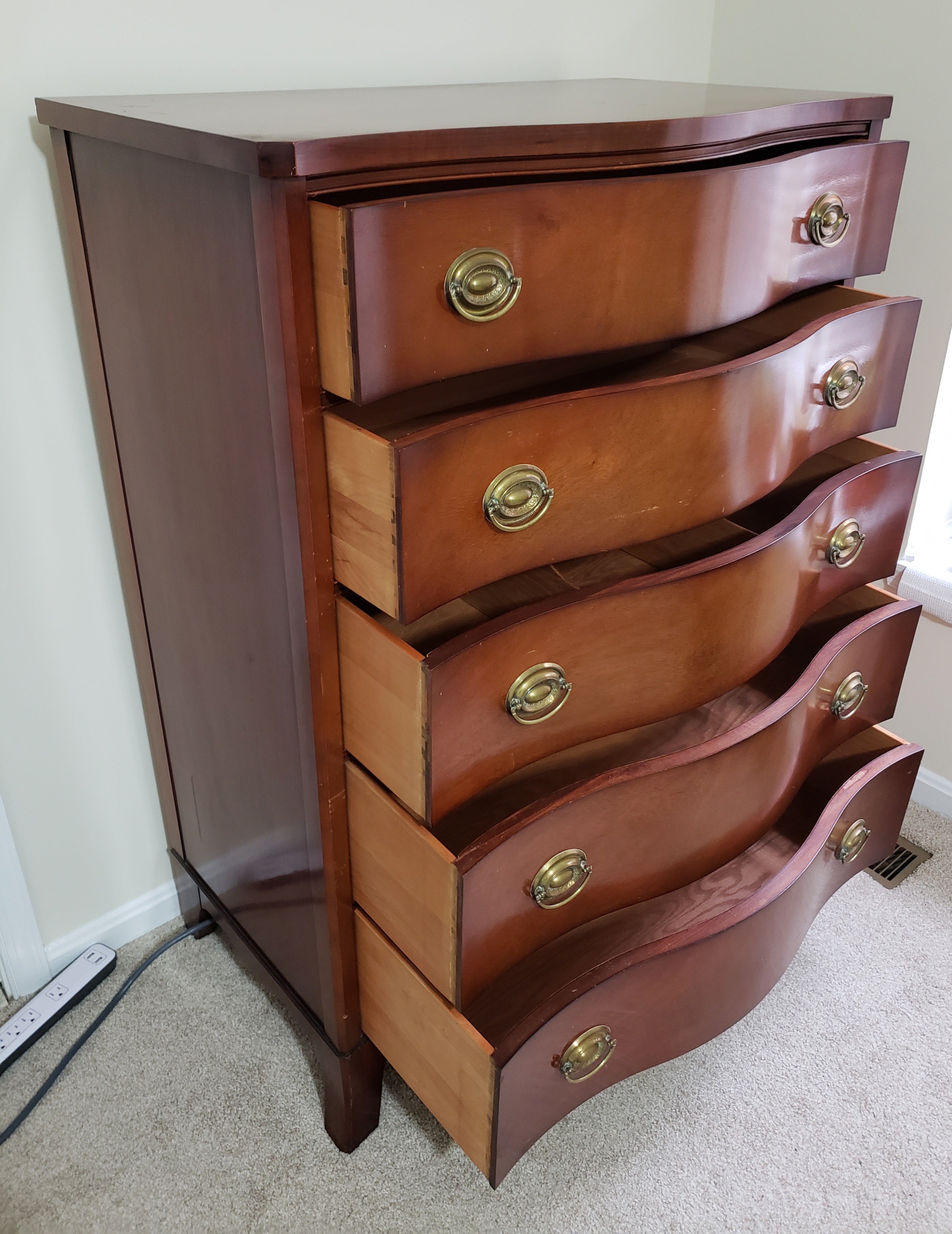 American Drexel Travis Court Collection Mahogany Federal Chest of Drawers, circa 1940s