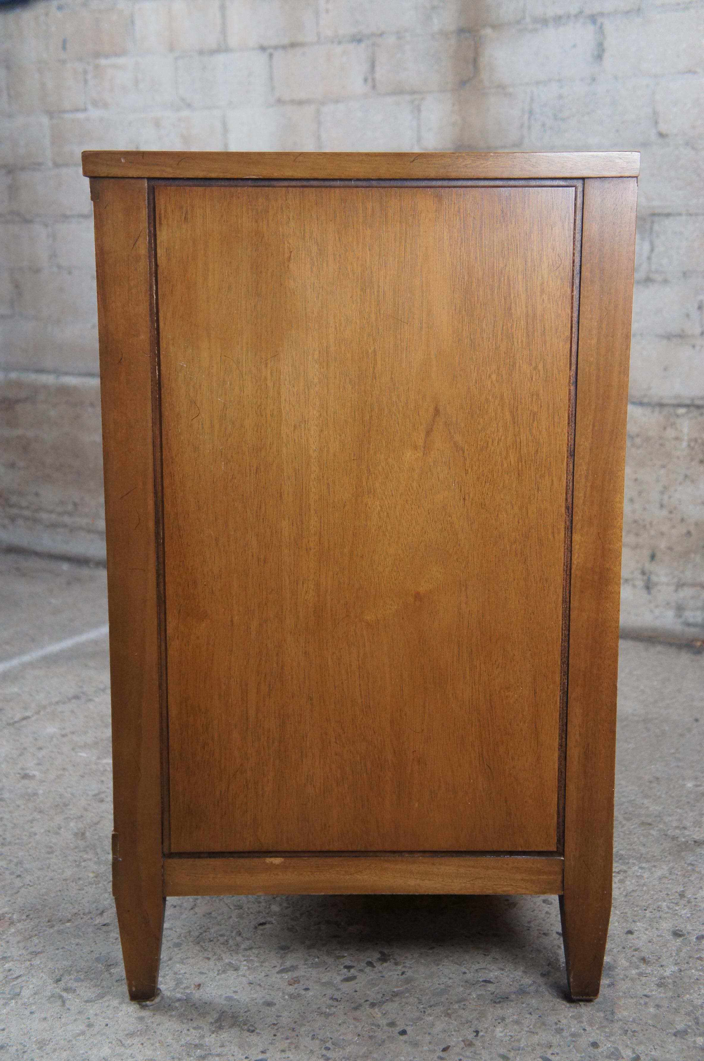 Drexel Triune Mid-Century Modern Mahogany Buffet Server Console Cabinet 585-407 For Sale 1