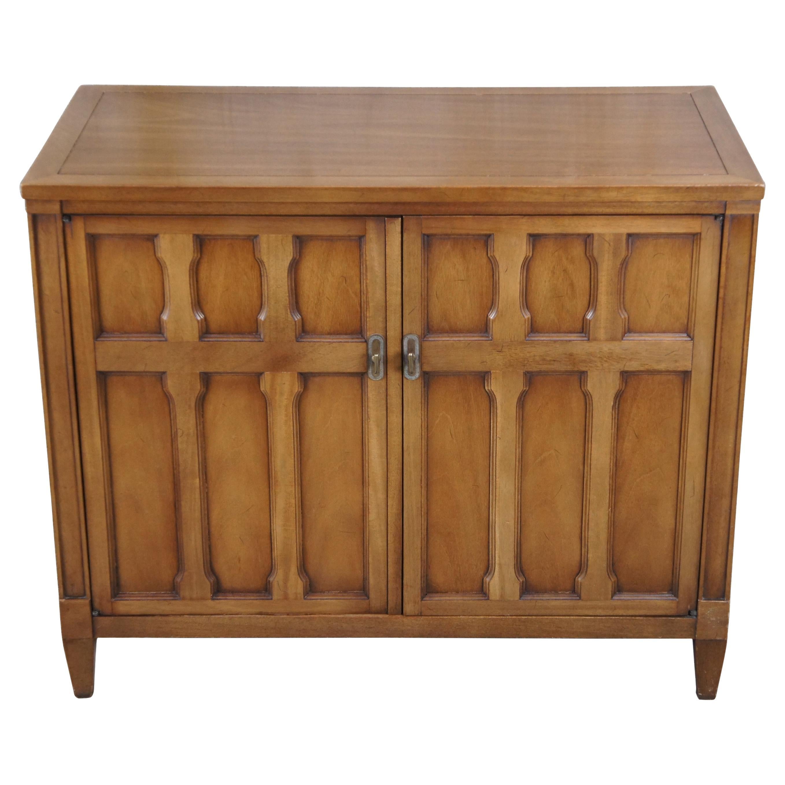 Drexel Triune Mid-Century Modern Mahogany Buffet Server Console Cabinet 585-407 For Sale