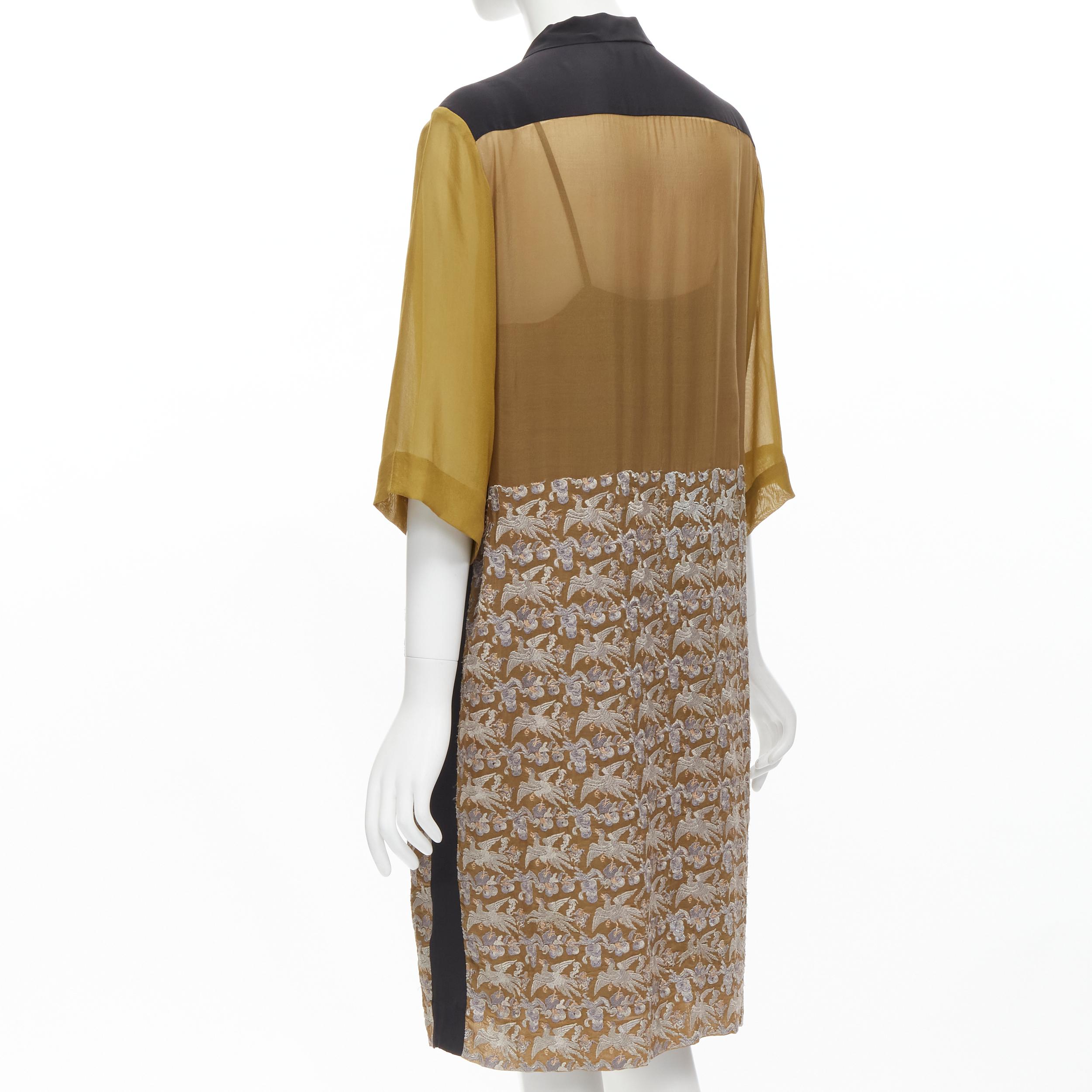 DRIES VAN NOTEN Robe droite dorée à broderie grues orientales FR36 S, 2012 en vente 1