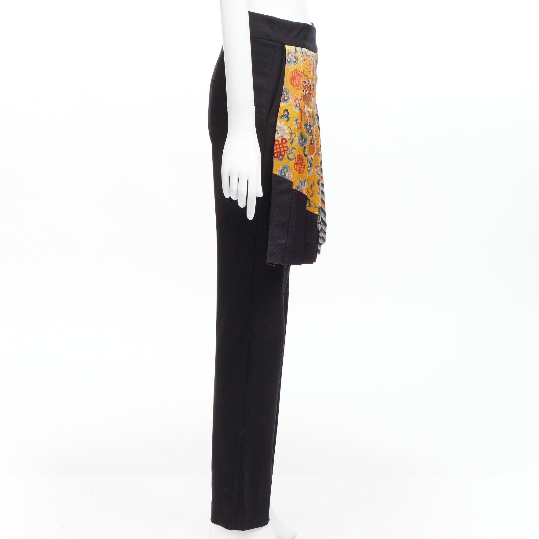 DRIES VAN NOTEN - Pantalon plissé à imprimé dragon chinois, défilé 2012, taille FR 36 Neuf - En vente à Hong Kong, NT