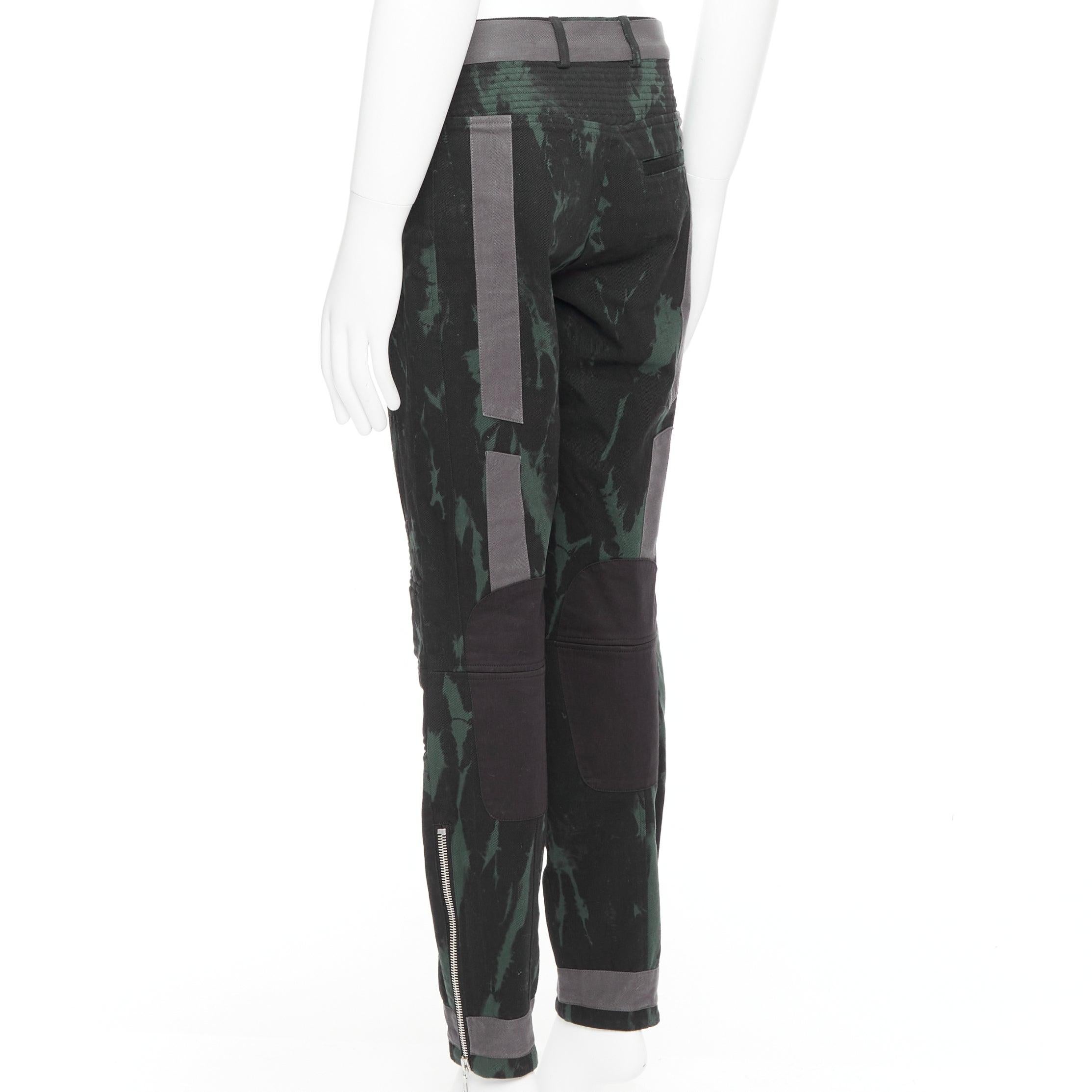 Pasarela DRIES VAN NOTEN 2014  vaqueros biker verde negro gris estampado tie dye bondage en venta 1