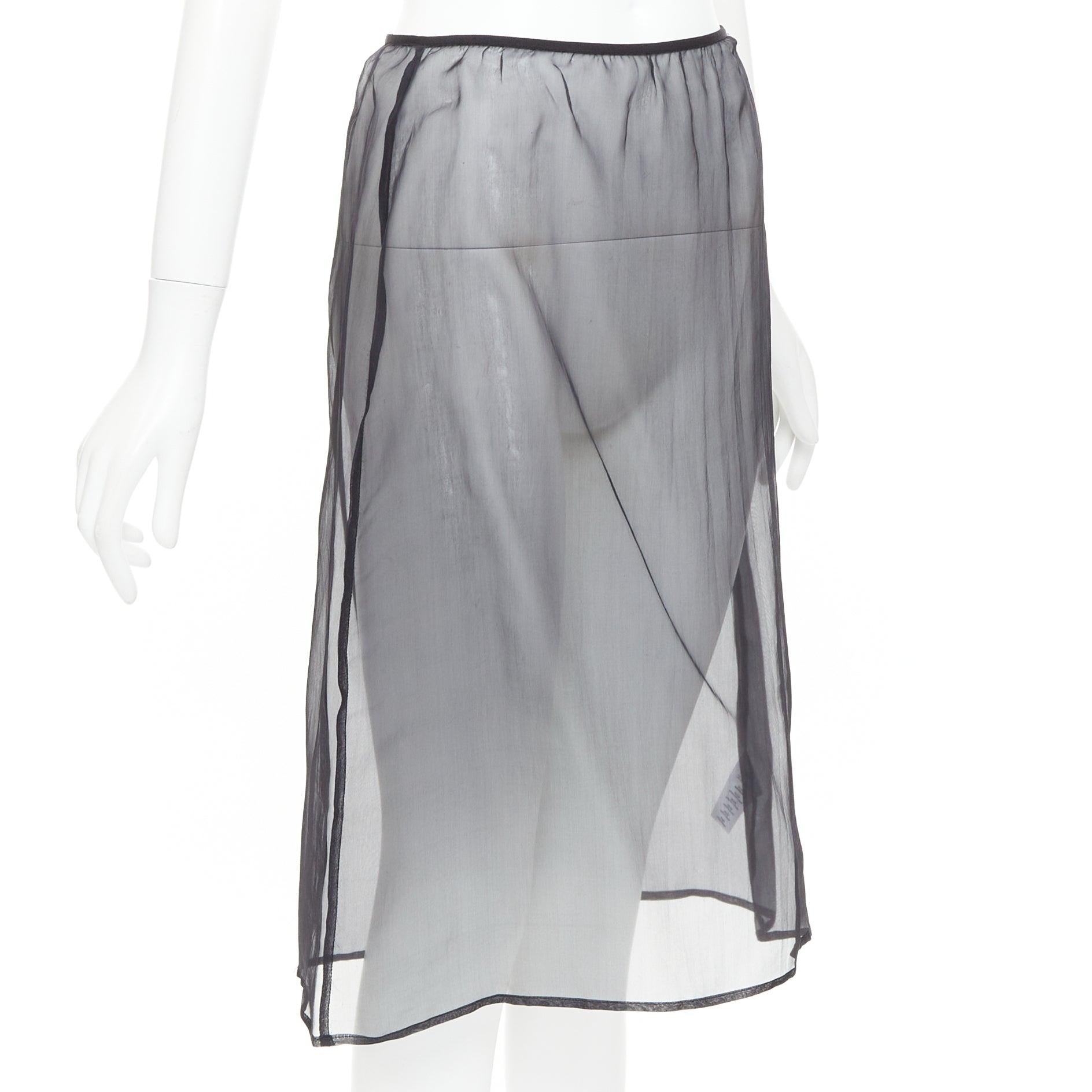 DRIES VAN NOTEN gonna al ginocchio a vita alta in seta 100% nera FR36 S
Riferimento: TGAS/F00290
Marchio: Dries Van Noten
Materiale: Seta
Colore: nero
Modello: Tinta unita
Chiusura: elastica
Prodotto in: Belgio

CONDIZIONE:
Condit: Non indossato con