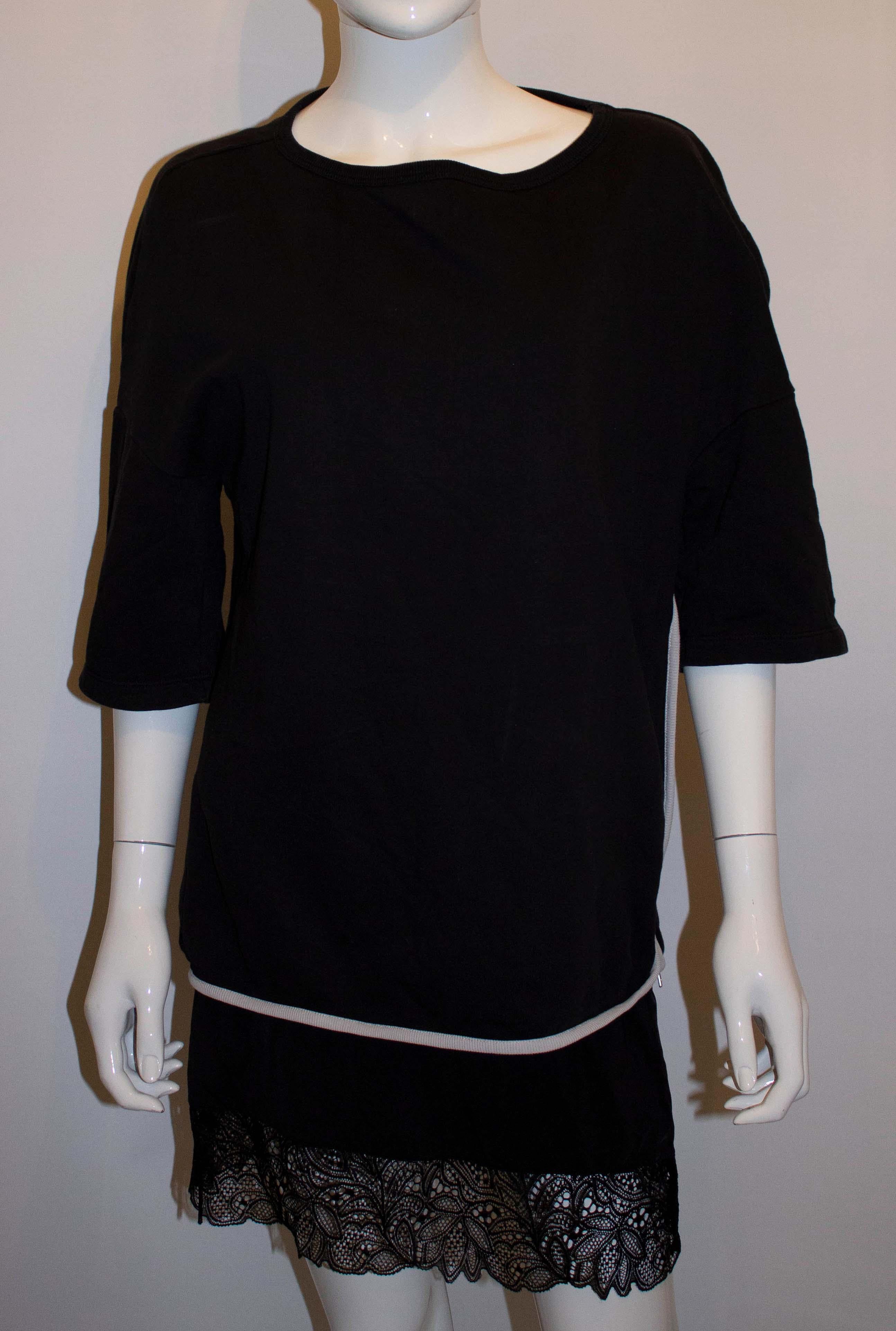 Dries van Noten Black Top with White Trim In Good Condition For Sale In London, GB