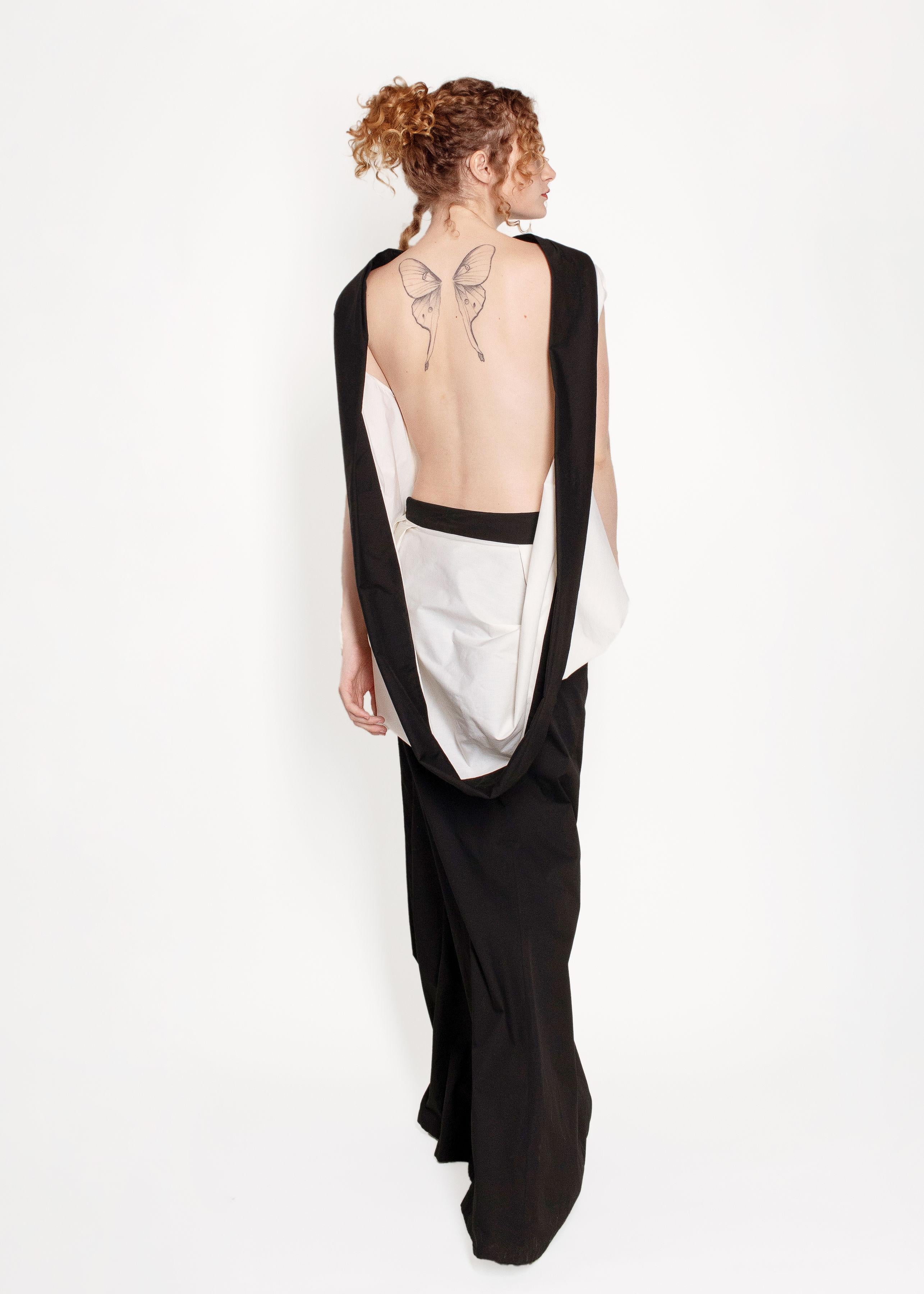 Dries Van Noten Black/White Open Back Gown In Good Condition In Los Angeles, CA