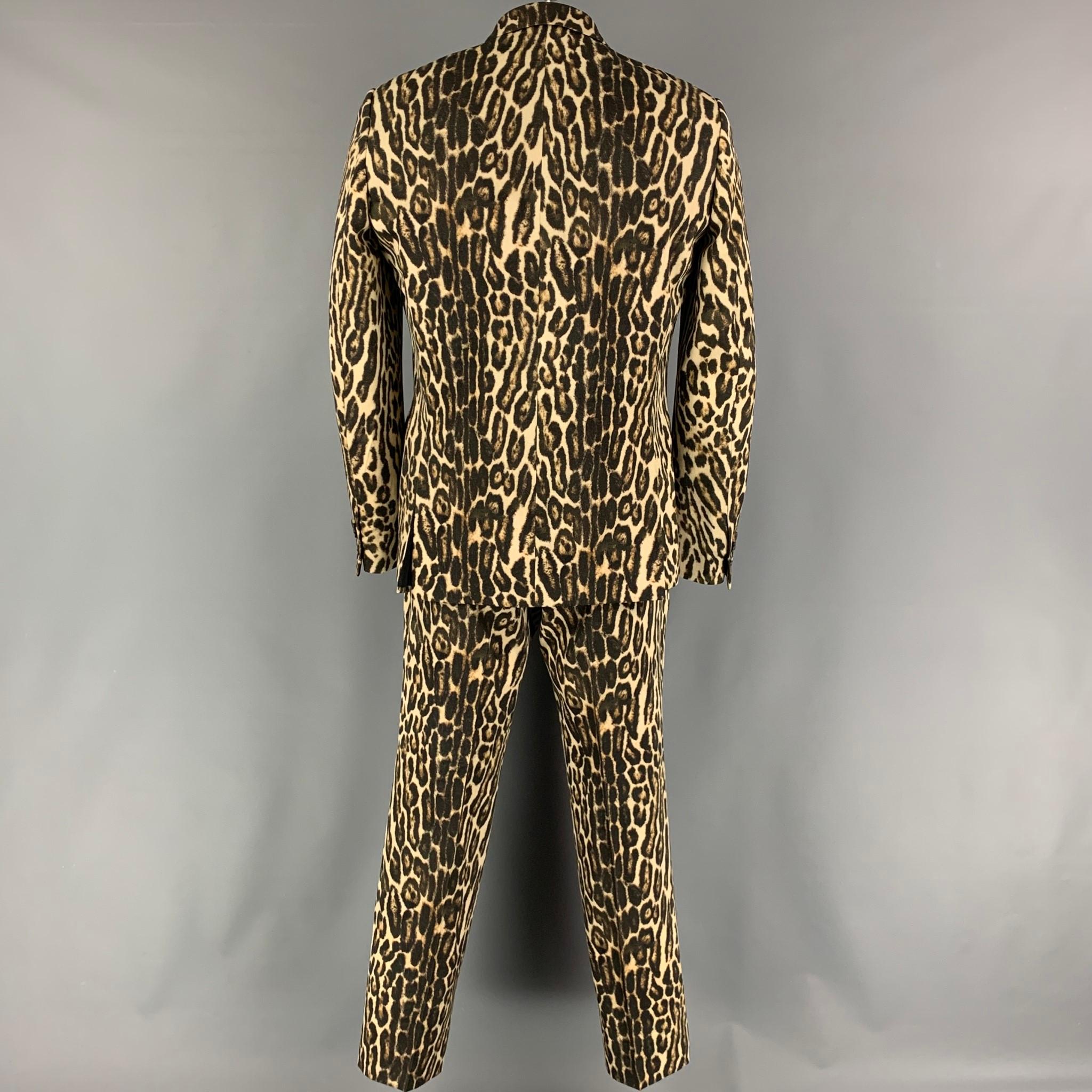 DRIES VAN NOTEN Chest Size 42 Brown Tan Animal Print Wool Notch Lapel 36 31 Suit In Good Condition In San Francisco, CA