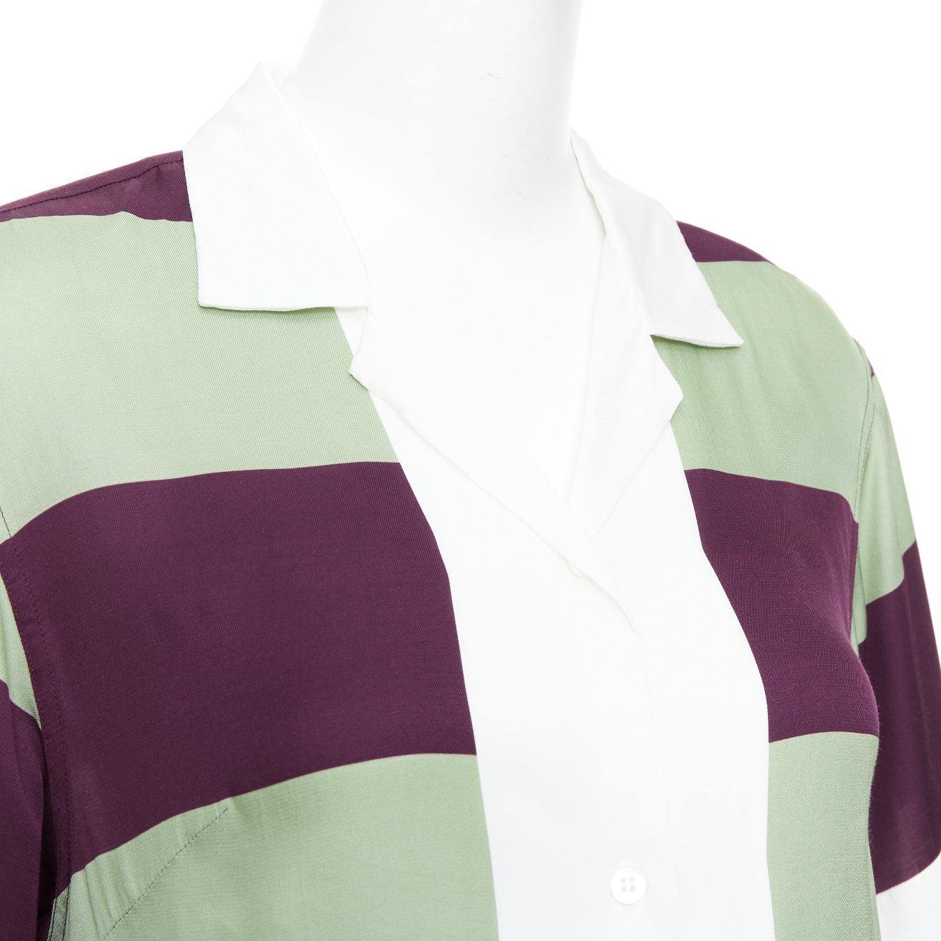 DRIES VAN NOTEN Clive 8142 camicia da bowling a righe verdi e viola FR34 XS
Riferimento: LAYU/A00069
Marchio: Dries Van Noten
Model: Clive 8142
Materiale: Viscosa
Colore: Verde, Viola
Modello: A righe
Chiusura: bottone
Prodotto in:
