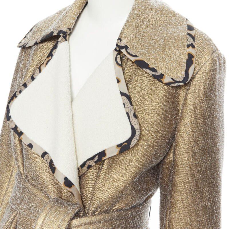 DRIES VAN NOTEN gold coated wool oriental floral trimmed belted jacket S
Reference: TGAS/B00213
Brand: Dries Van Noten
Model: Gold coat
Material: Wool, Blend
Color: Gold
Pattern: Floral
Extra Details: Detachable belt. Oriental fabric trimming. Gold