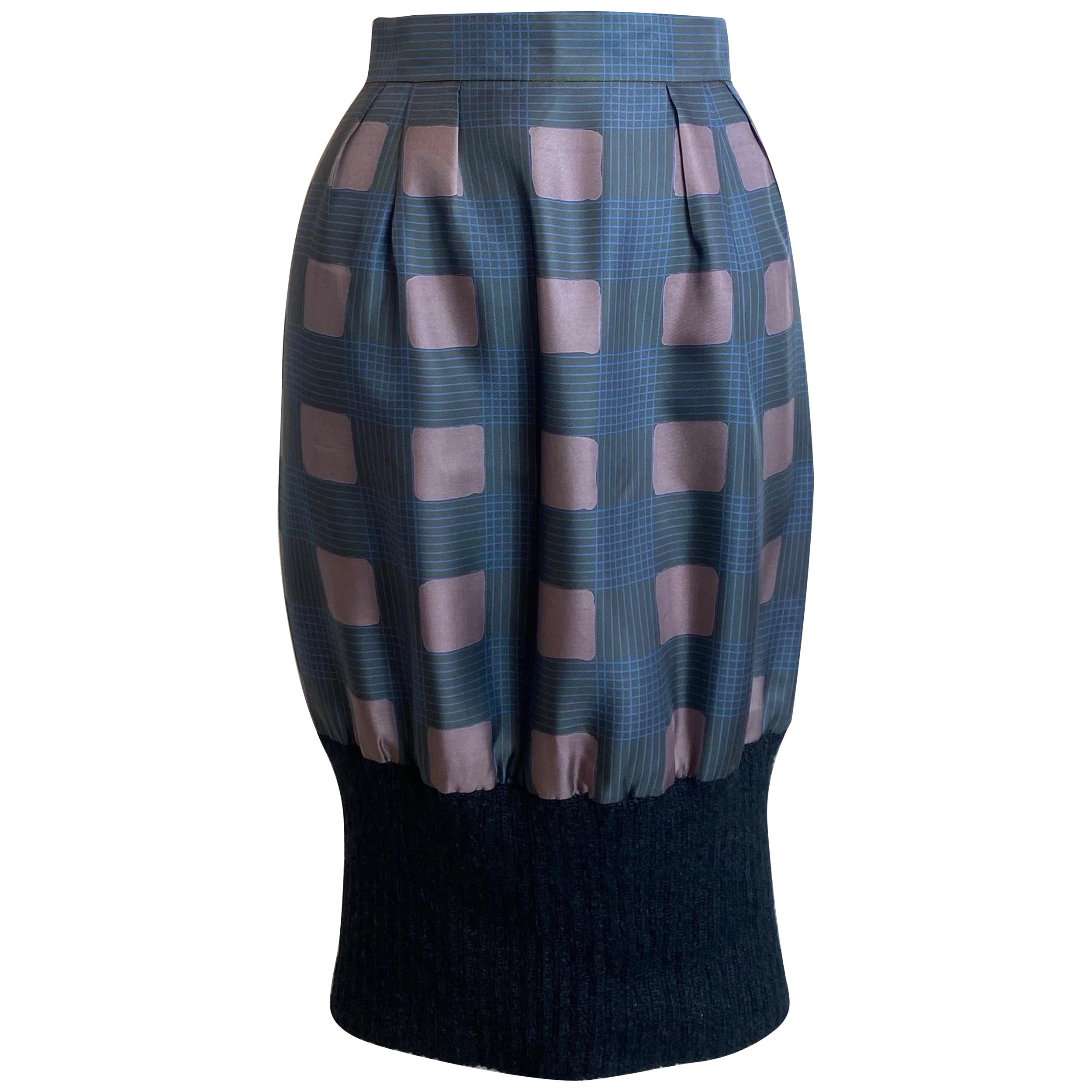 Dries Van Noten Falda lápiz de seda y lana gris en venta