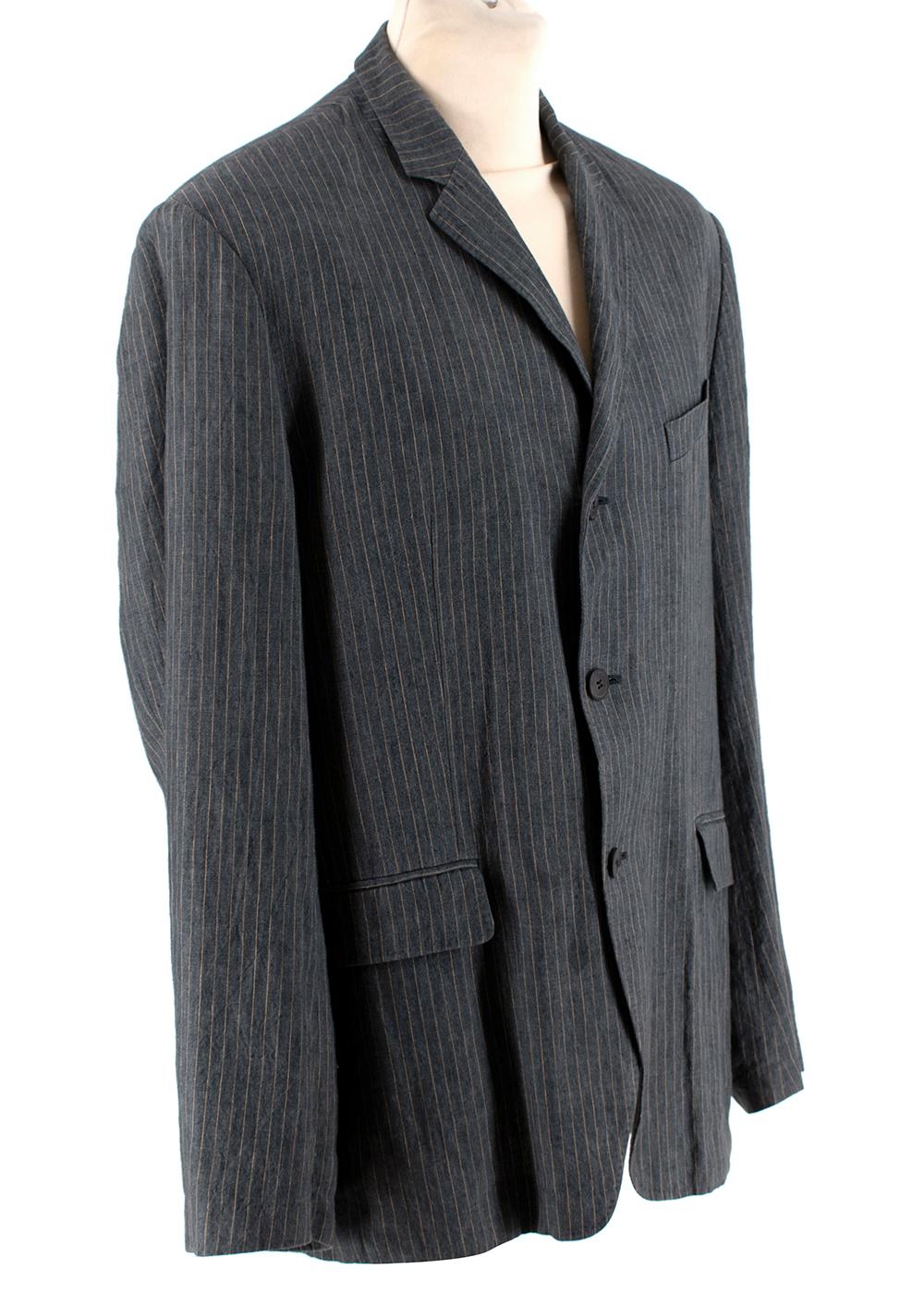 Dries Van Noten Grey Pinstripe Single Breasted Linen Suit

-Soft linen texture 
-Gorgeous yellow pinstripe pattern 
-Classic single breasted cut 
Jacket:
-3 pockets to the front 
-1 interior pocket
-Fully lined 
-Button fastening to the front