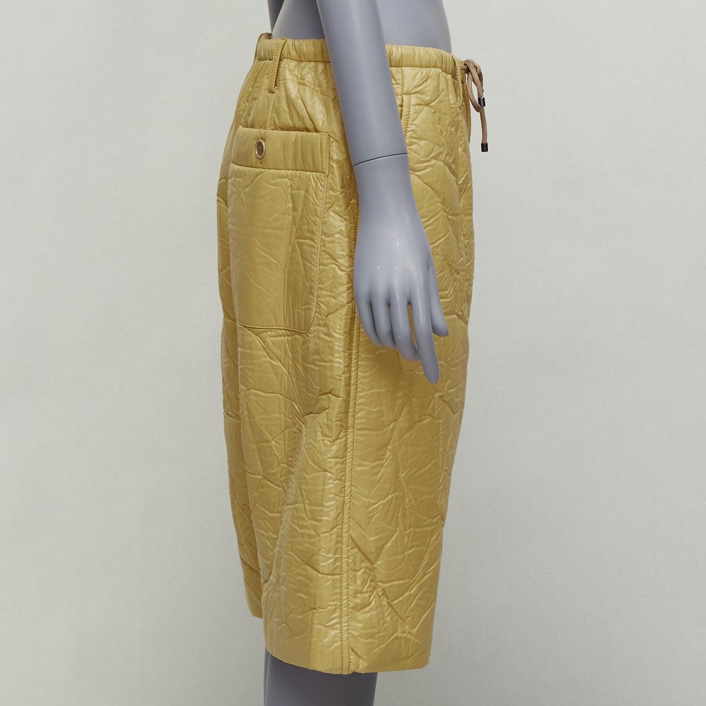 DRIES VAN NOTEN khaki crinkle padded drawstring wide leg half shorts IT46 S In Excellent Condition For Sale In Hong Kong, NT