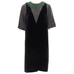 DRIES VAN NOTEN vestido ilusión de terciopelo negro con cuello verde metalizado FR34 XS