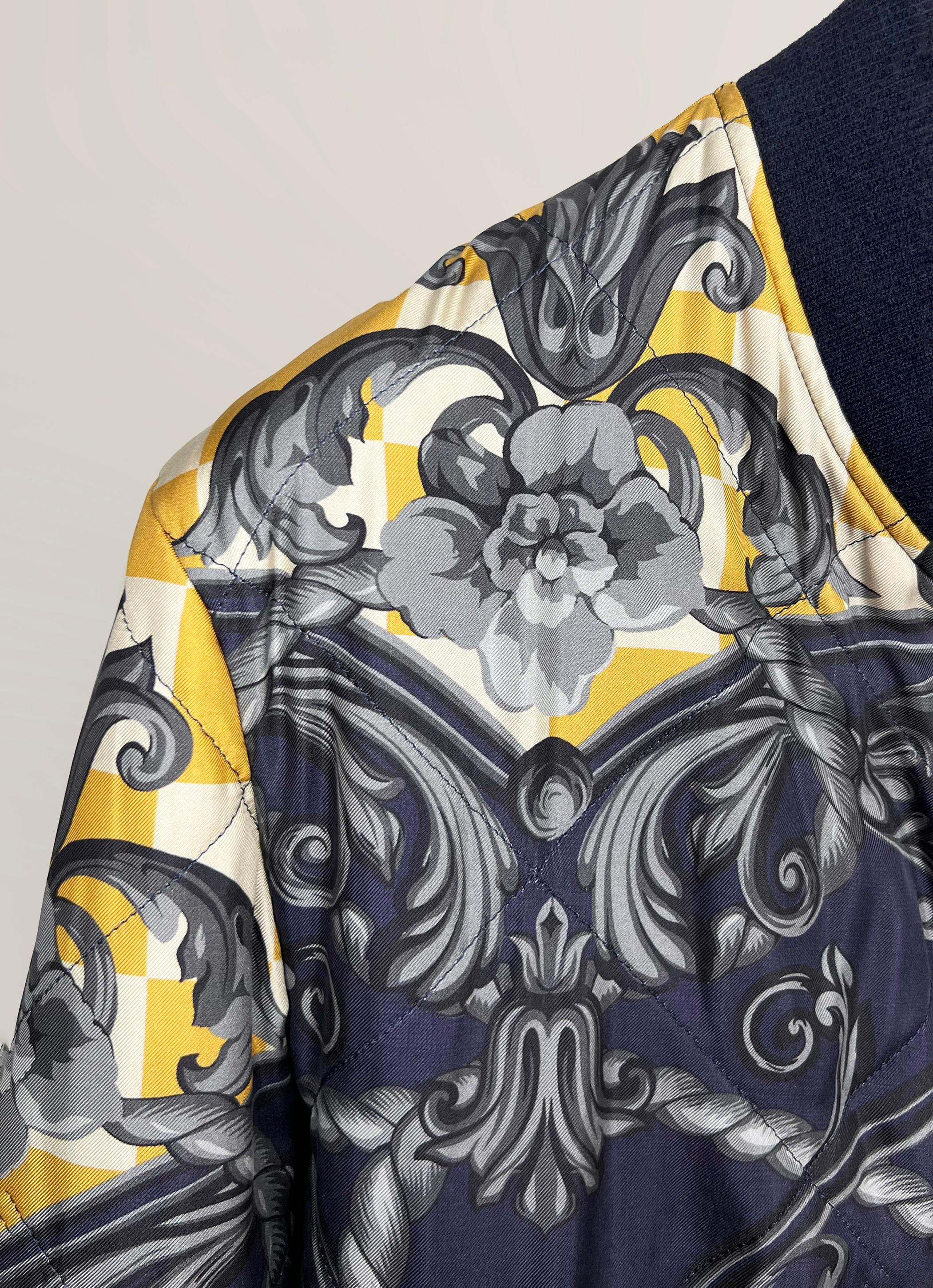 Bomber in seta trapuntata Dries Van Noten In condizioni ottime in vendita a Алматинский Почтамт, KZ