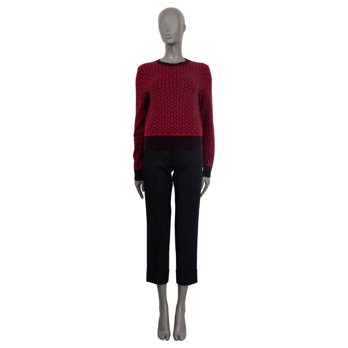 100% authentischer Dries Von Noten gepunkteter Langarmpullover aus himbeer- und auberginenfarbener Merinowolle (100%). Unbeschriftet. Wurde getragen und ist in ausgezeichnetem Zustand.

Messungen
Tag Größe	XS
Größe	XS
Breite der Schultern	39cm