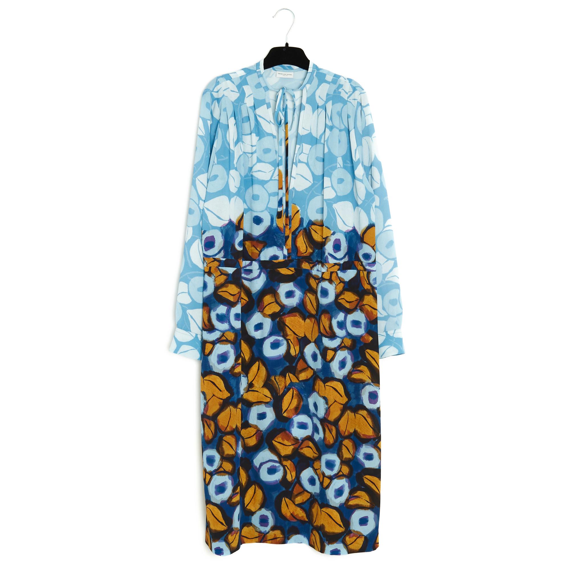 Dries Van Noten Robe FR38 Blue Saffron Crepe Maxi Dress US8 For Sale 2