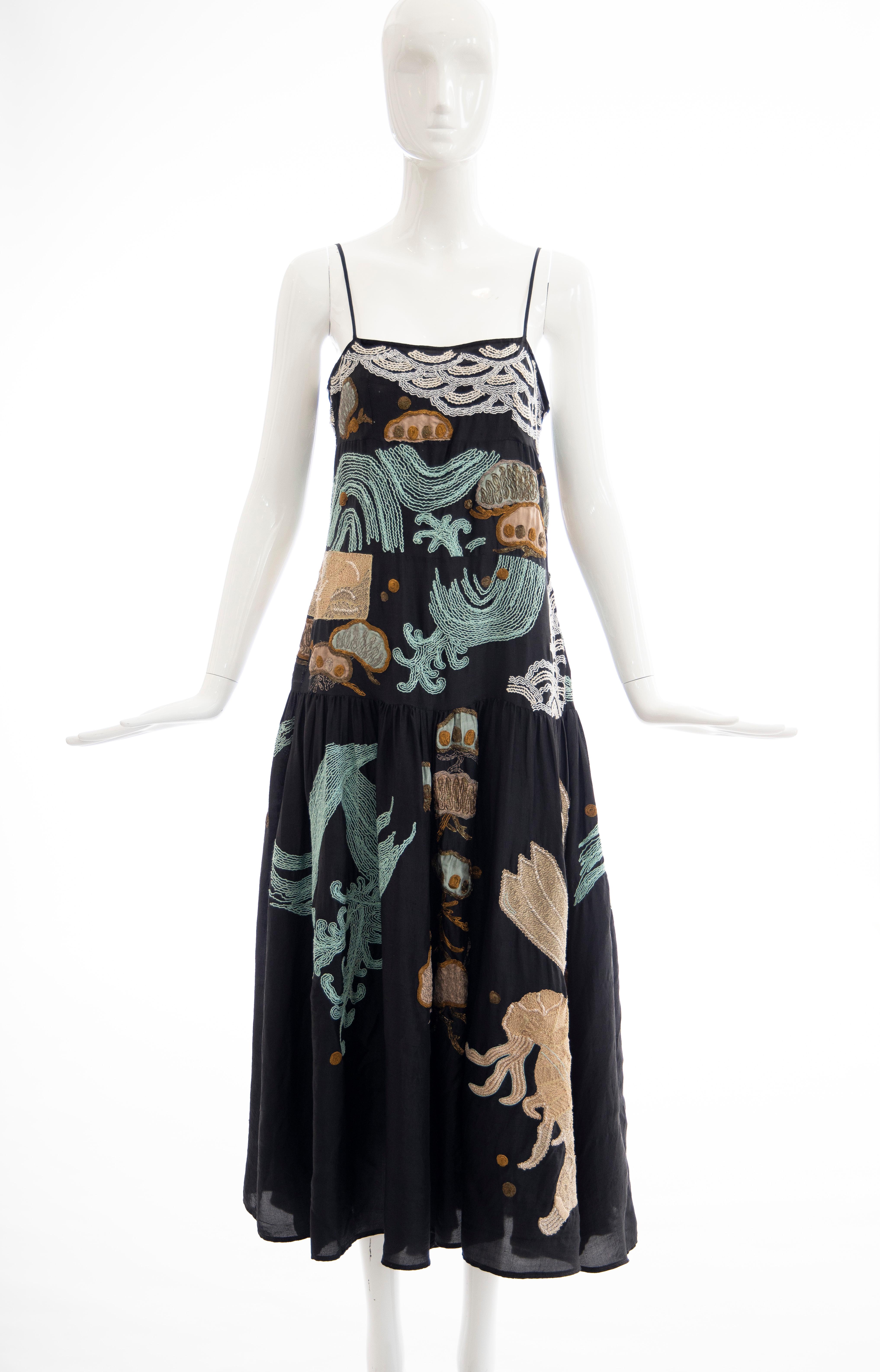 Dries Van Noten Runway Spring 2006, black embroidered dress with square neckline and zip closure at side.

No Size Label

Bust: 32