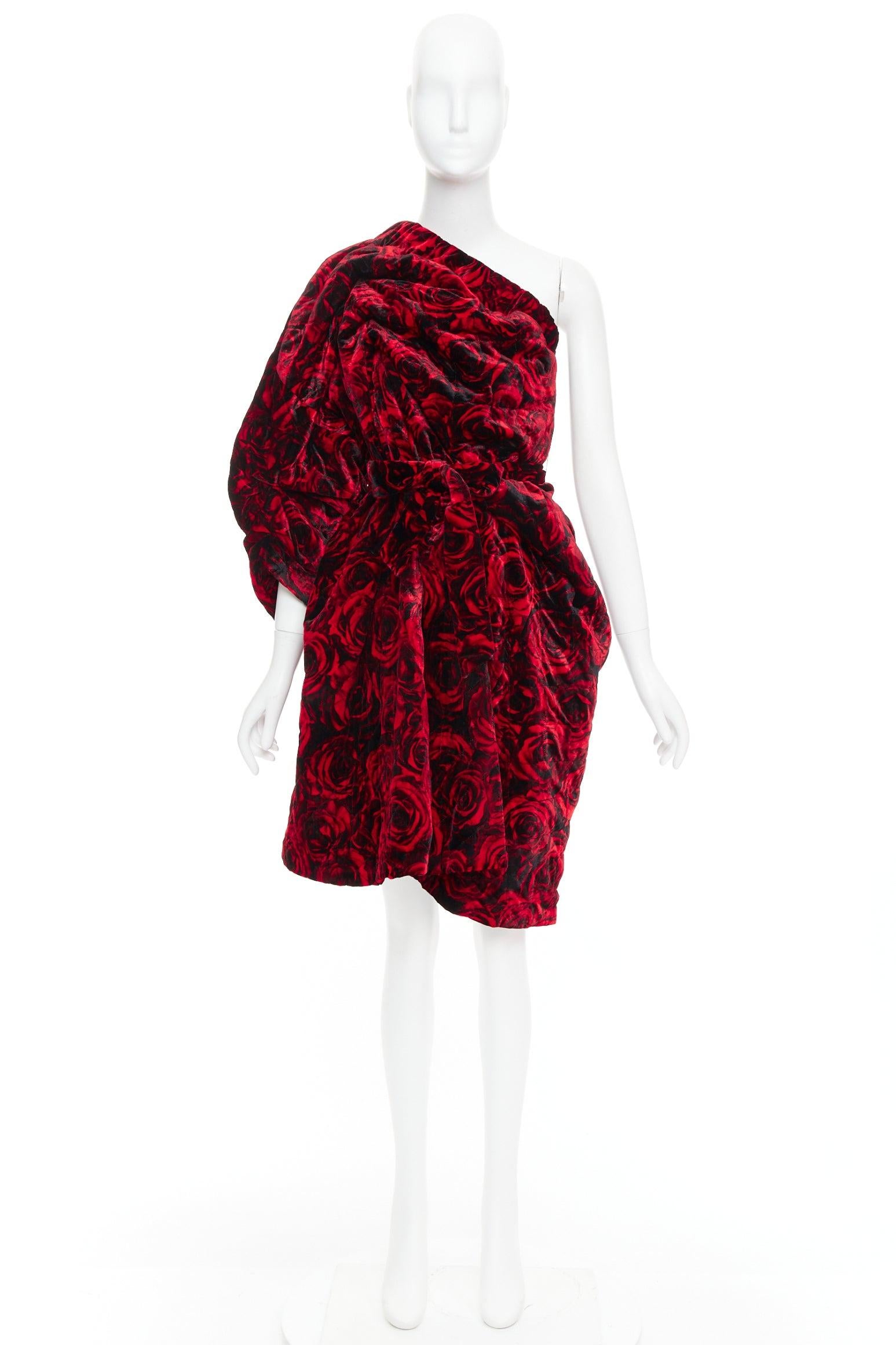 DRIES VAN NOTEN Runway Delta red rose print velvet quilted one shoulder dress M For Sale 4