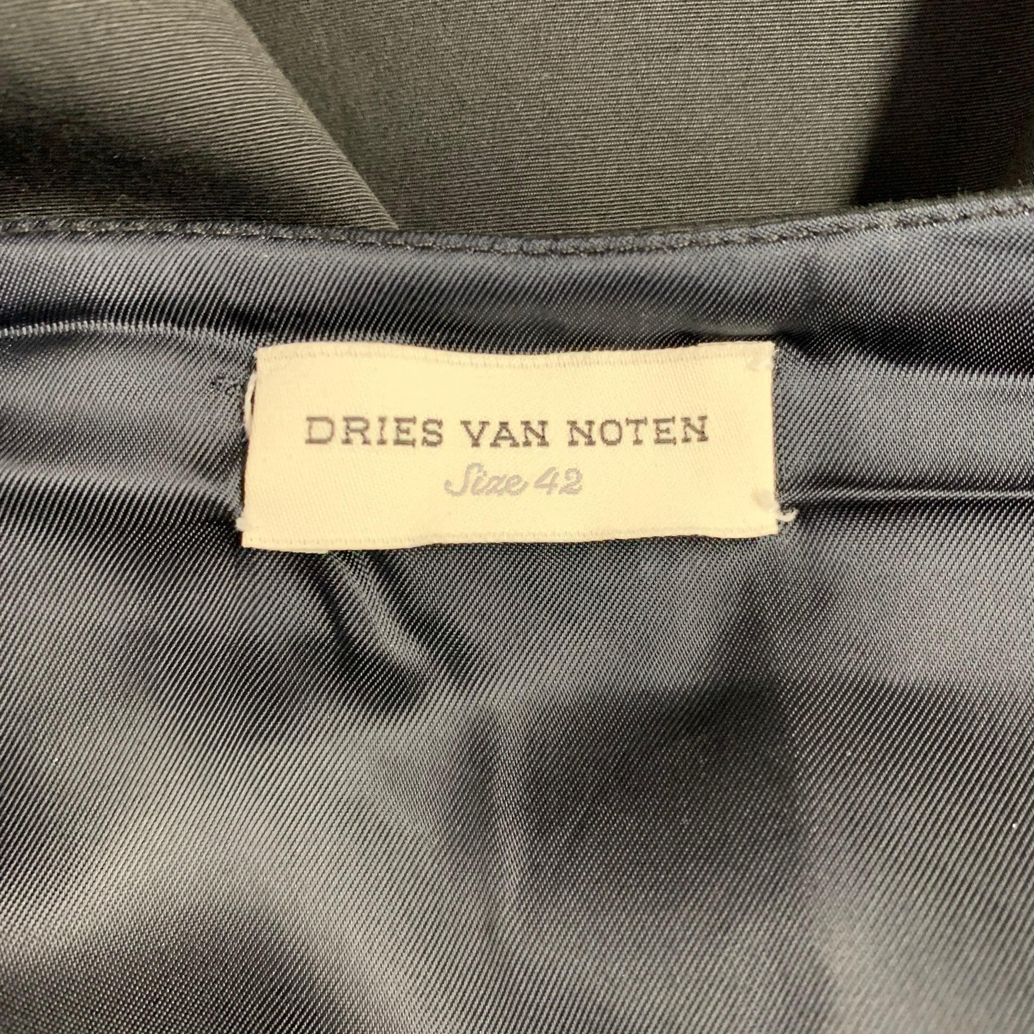 DRIES VAN NOTEN Size 10 Black Cotton Embroidered 3/4 Sleeves Dress Excellent état - En vente à San Francisco, CA