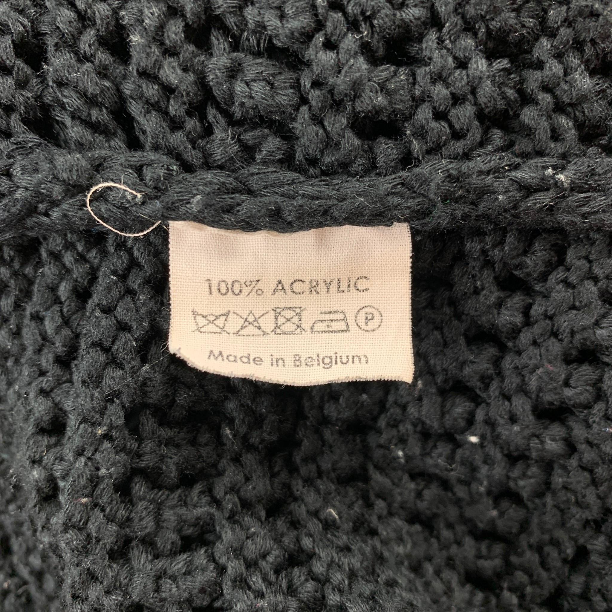 DRIES VAN NOTEN Size S Black Knitted Cotton Crew-Neck Vest In Good Condition In San Francisco, CA
